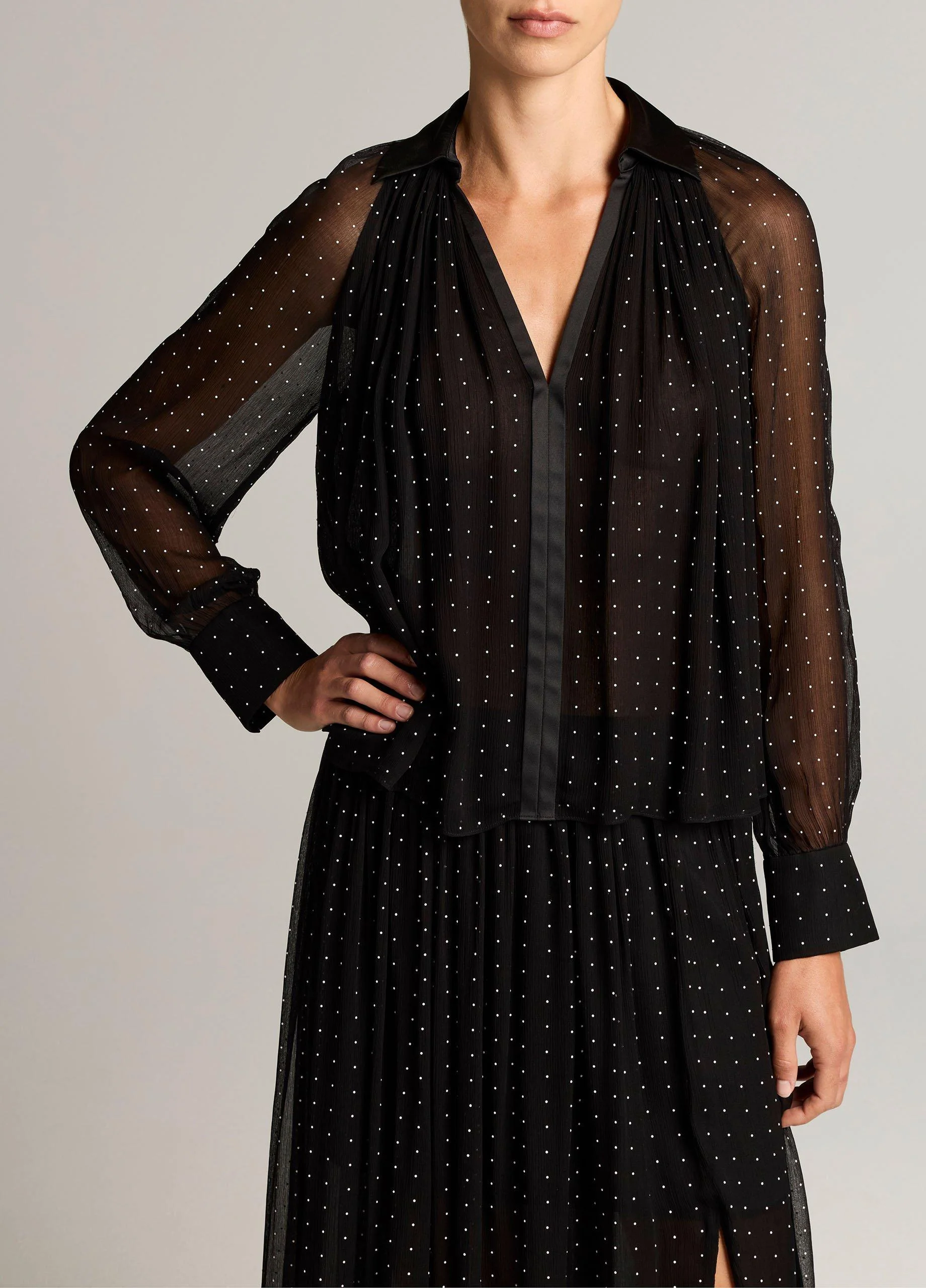 Heat-Set Dot Chiffon Gathered Blouse - 1