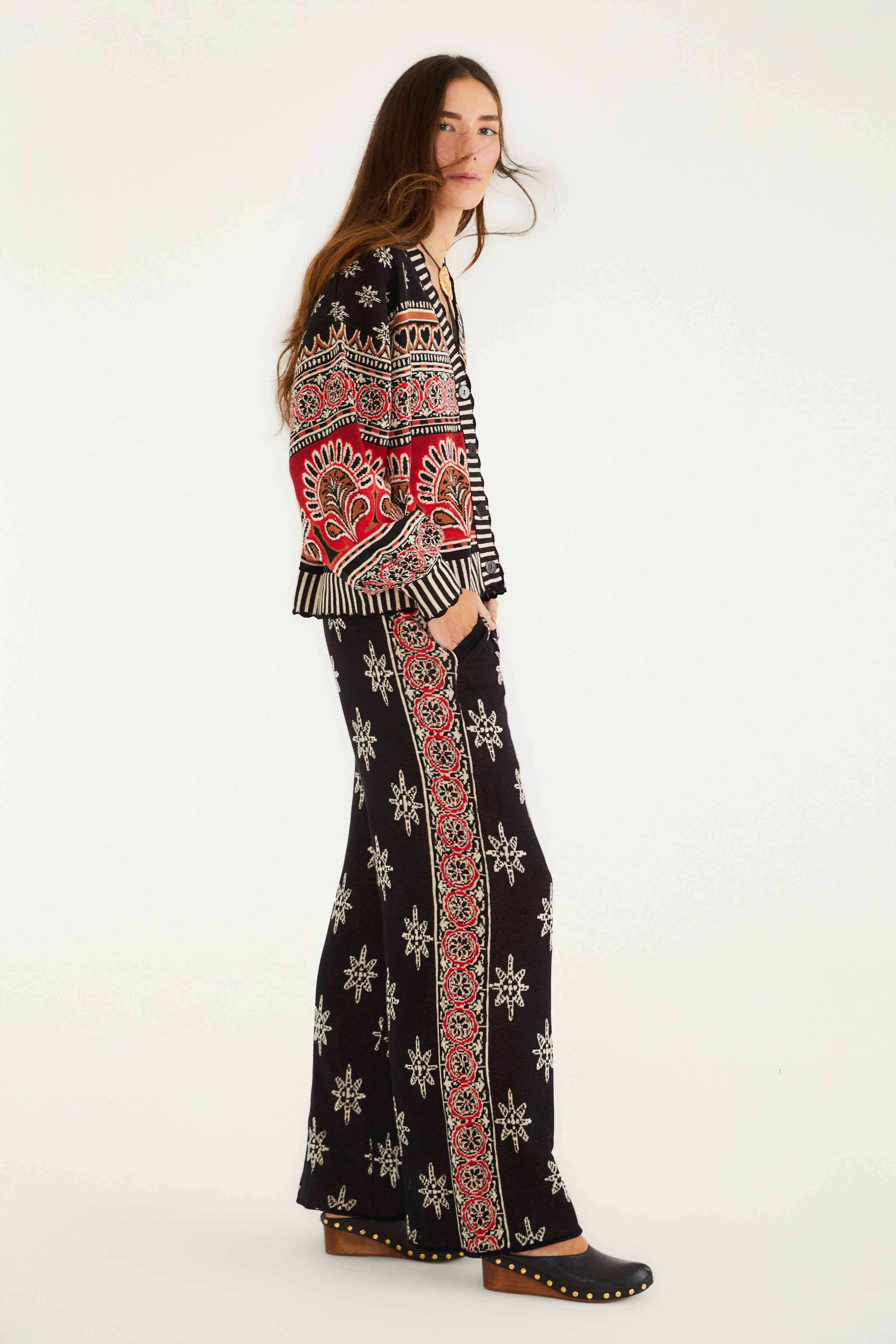 Black Ainika Love Coconut Groove Knit Pants - 3