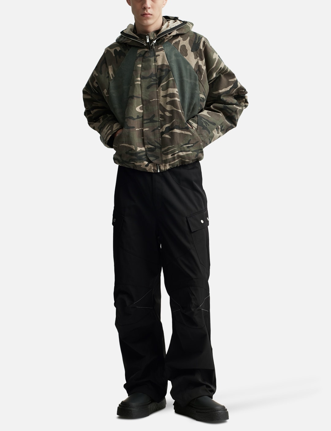 FFFPOSTALSERVICE HOODED PARACHUTE BOMBER V2 JACKET | REVERSIBLE
