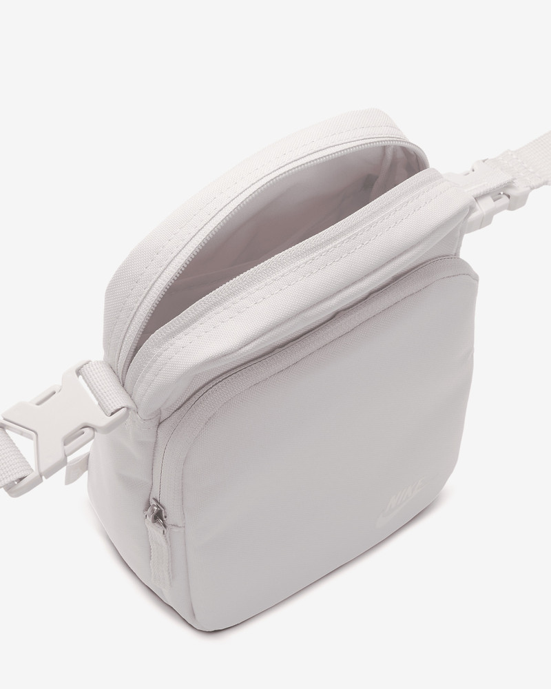 Nike Heritage Crossbody Bag (4L) 5