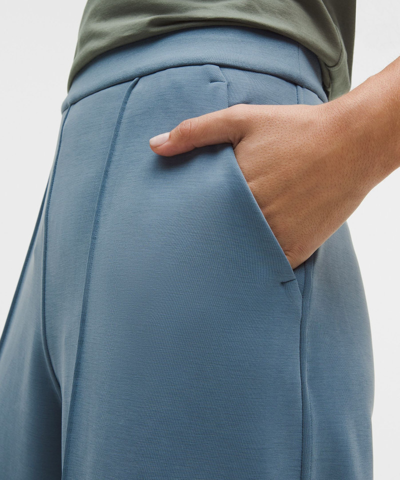 Softstreme Pintuck High-Rise Wide-Leg Pant *Regular 5