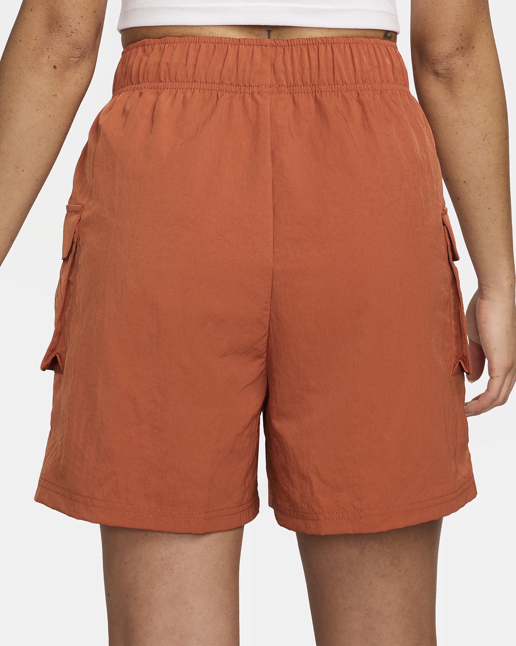 Nike Sportswear Essential Women's Woven High-Rise Shorts - 3