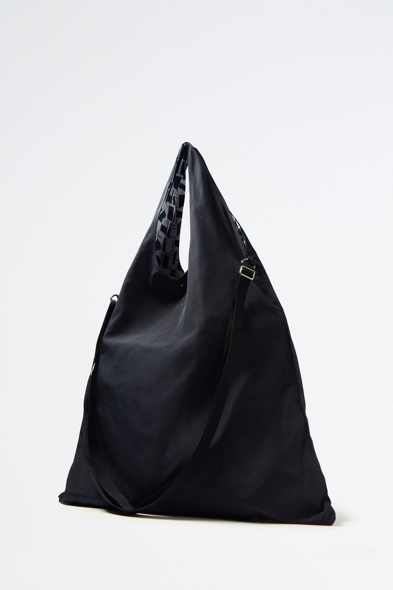 REVERSIBLE NAVY & WHITE LOGO SHOPPER BAG 3