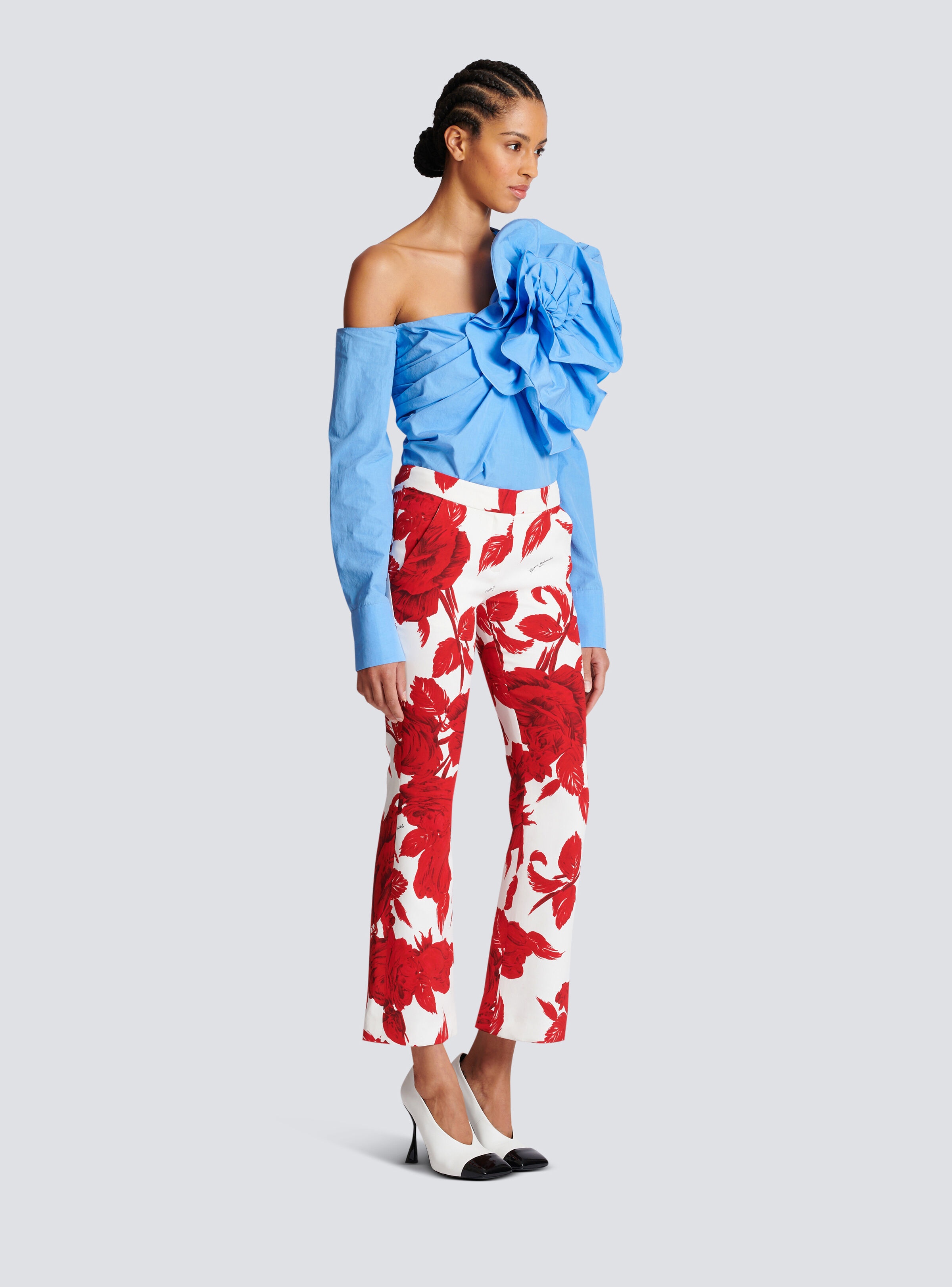 Crepe trousers with Roses print - 3