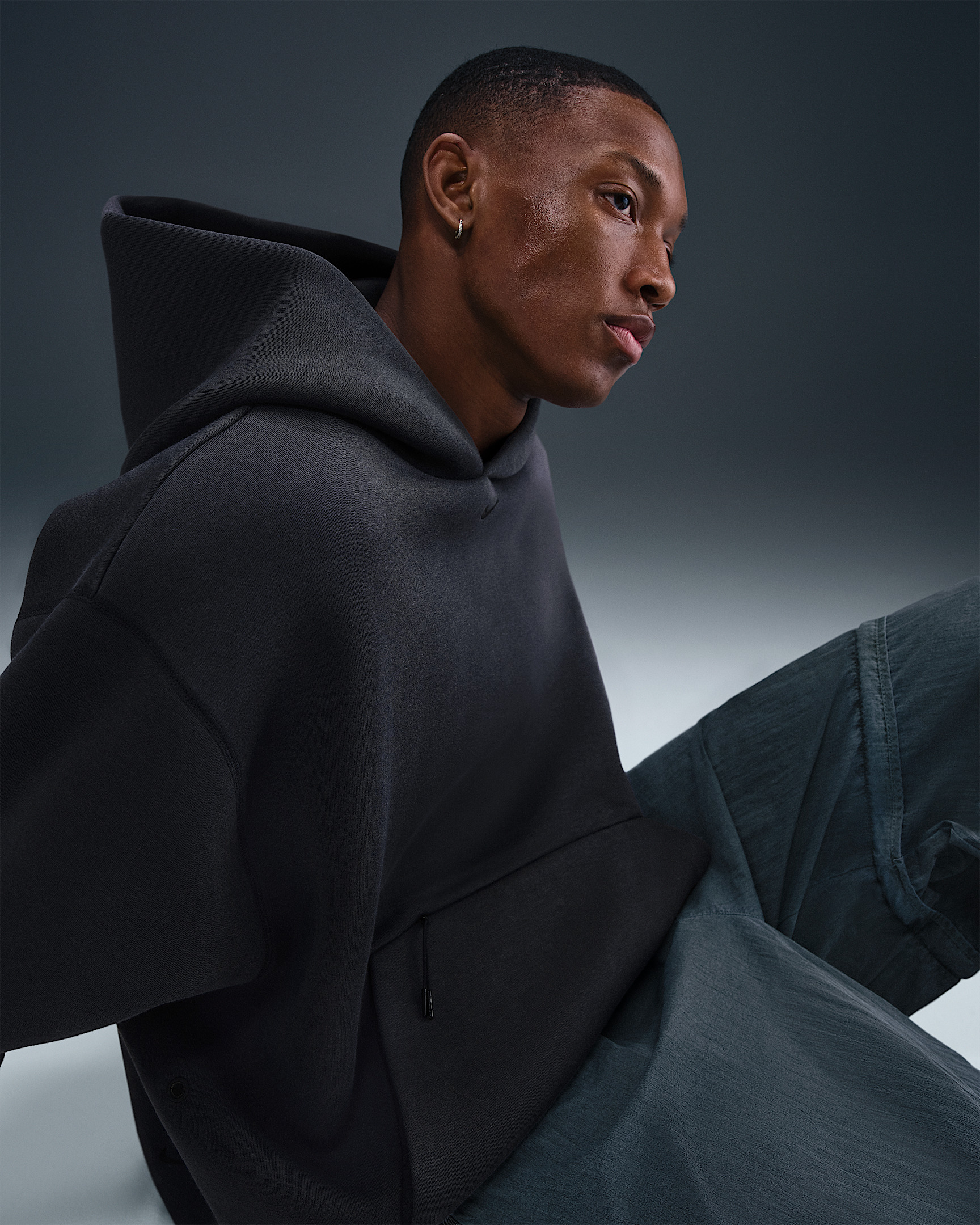 Nike Tech Men's Fleece Oversized Hoodie - 3