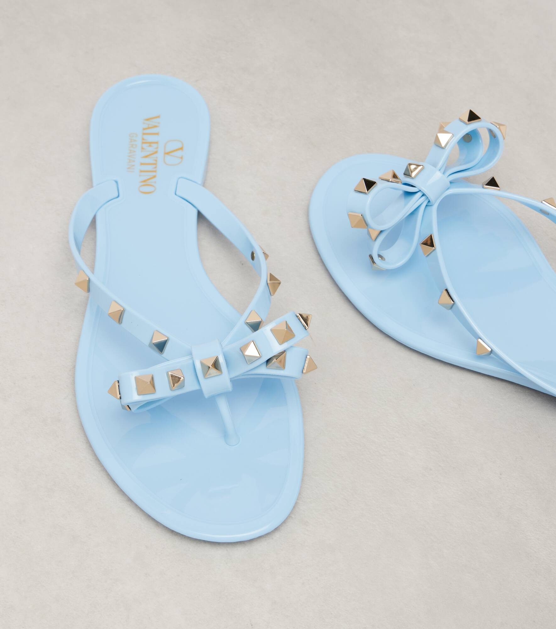 Rockstud PVC thong sandals - 5