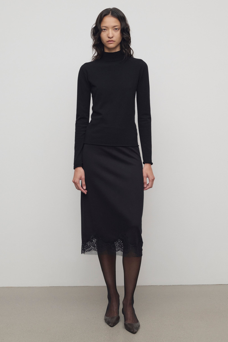 Mea Skirt in Silk 3