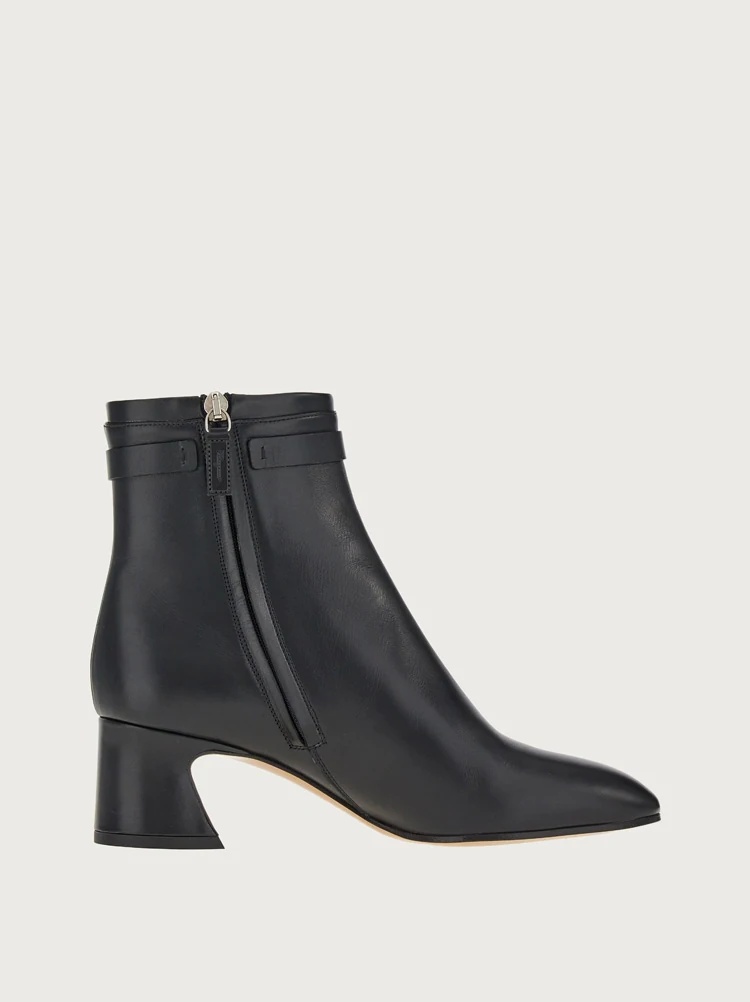 VARA CHAIN ANKLE BOOT - 7
