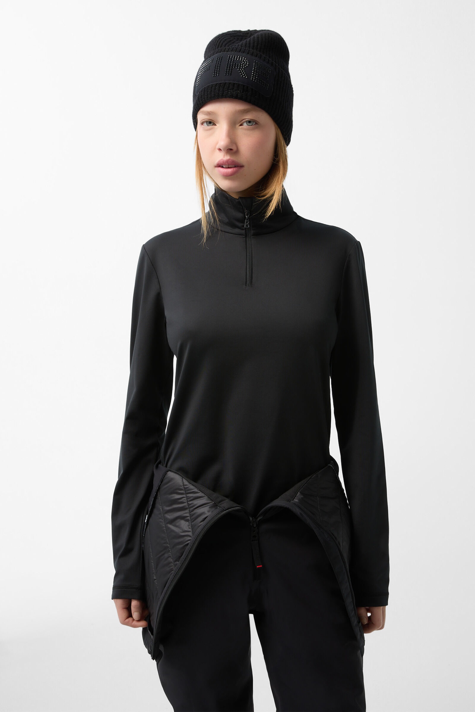 Margo First layer in Black - 2