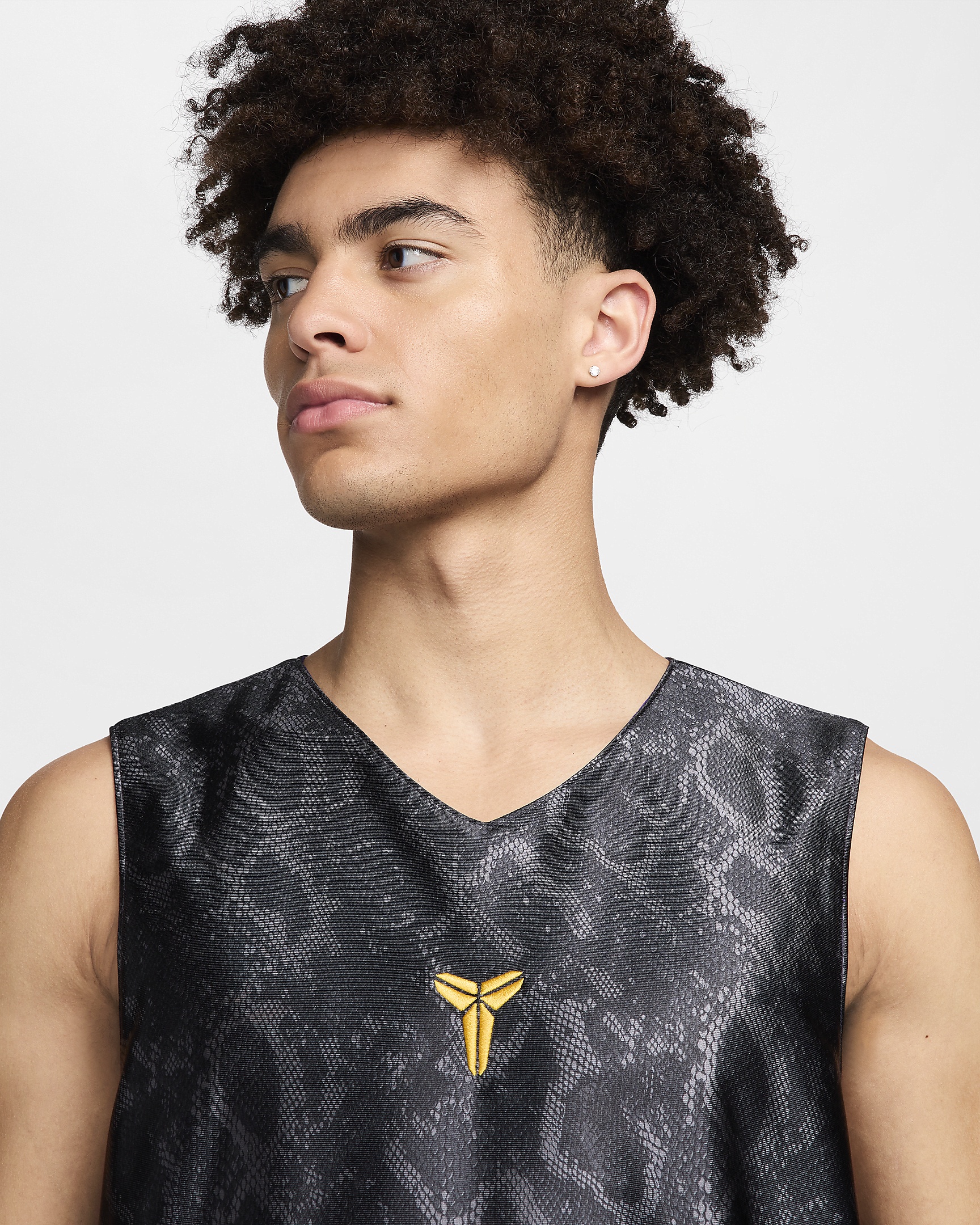 Nike Kobe Men's Dri-FIT Standard Issue Reversible Basketball