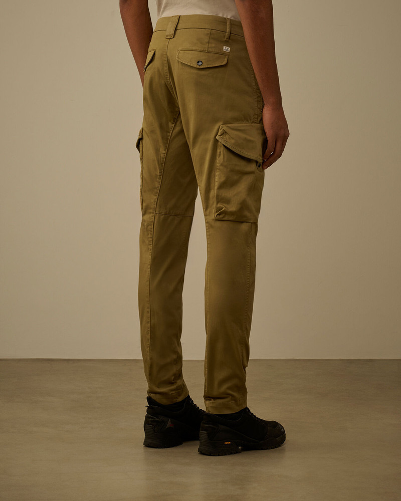 Stretch Sateen Ergonomic Rounded Pockets Lens Cargo Pants 4