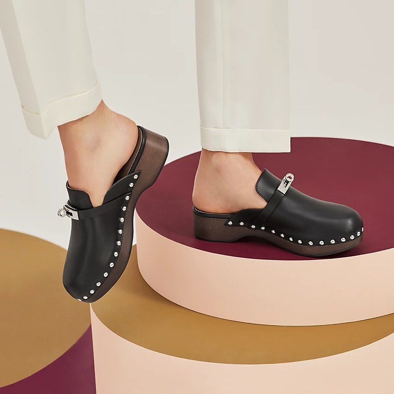 Hermès Carlotta mule outlook