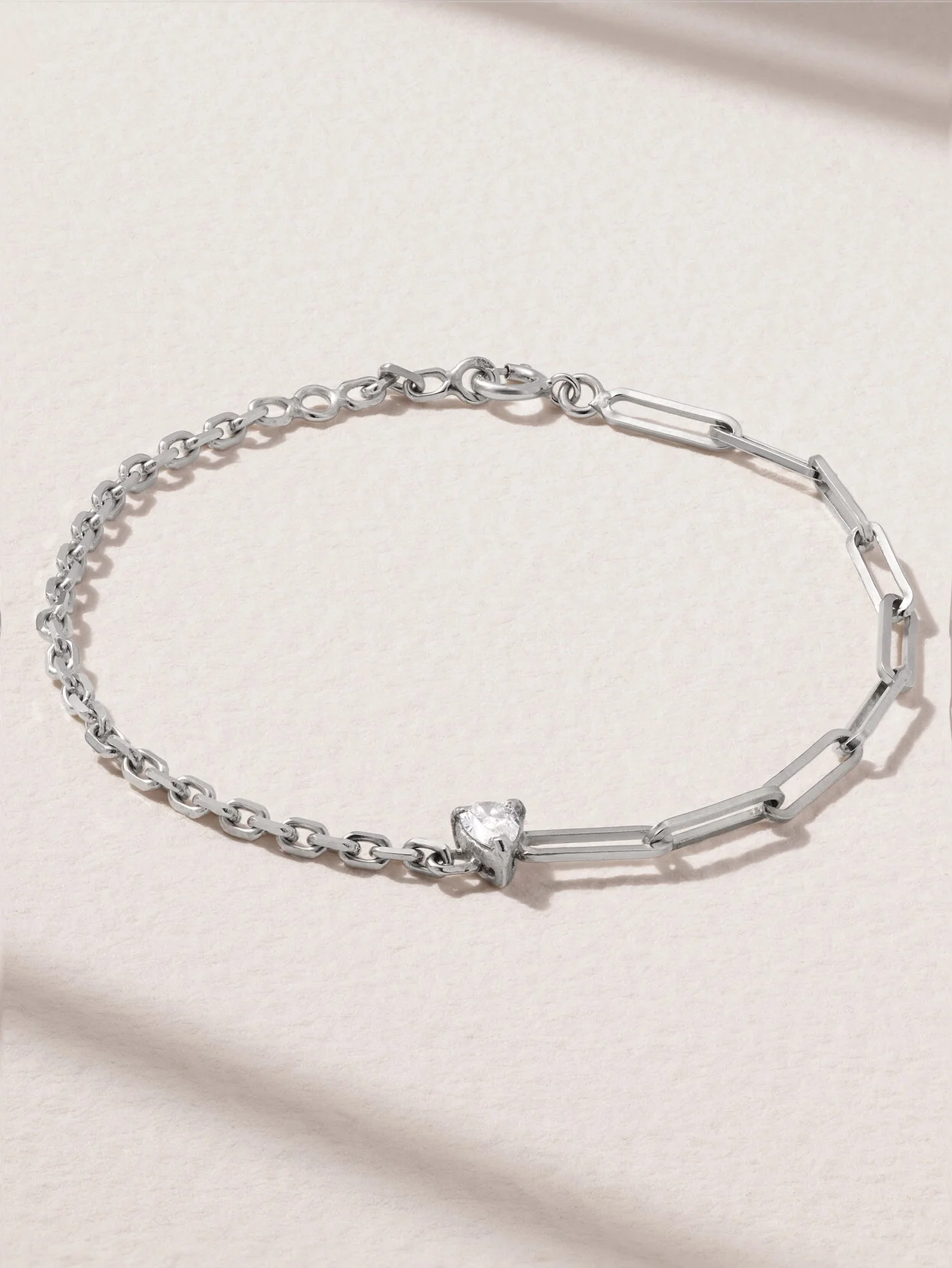 18-karat White Gold Diamond Bracelet - 1