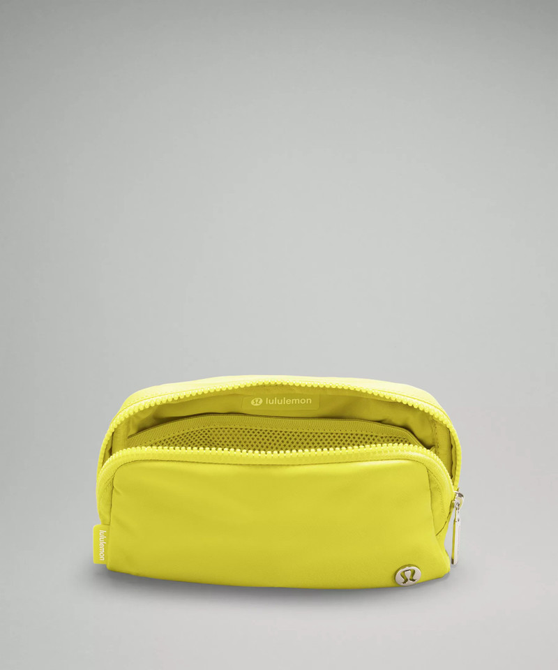 Everywhere Belt Bag with Long Strap 1L 4