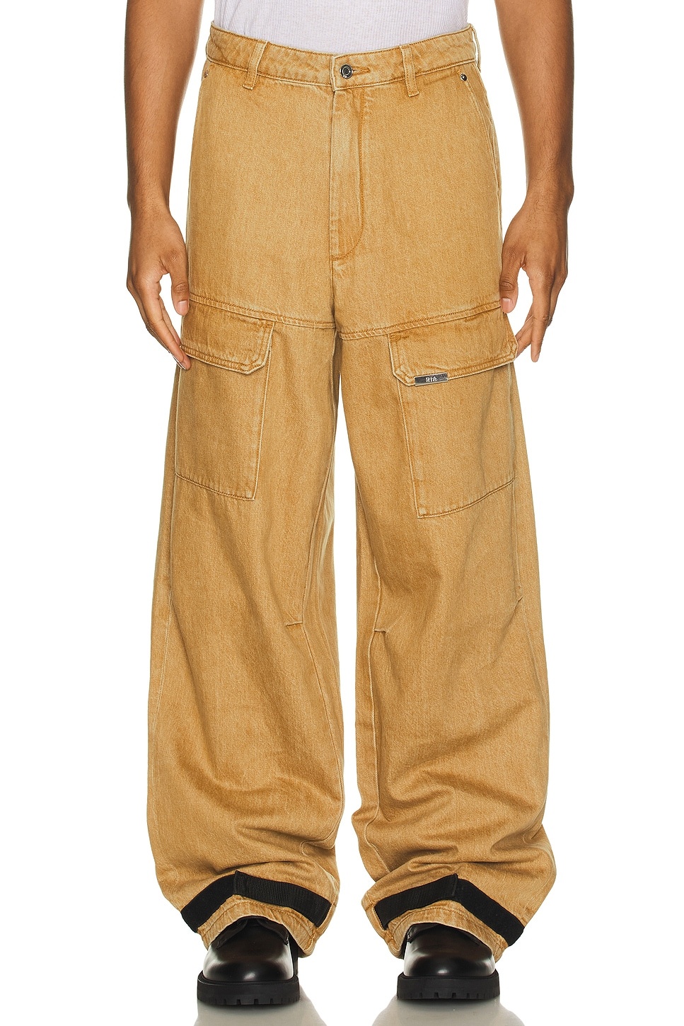 Wylie Jean - 4