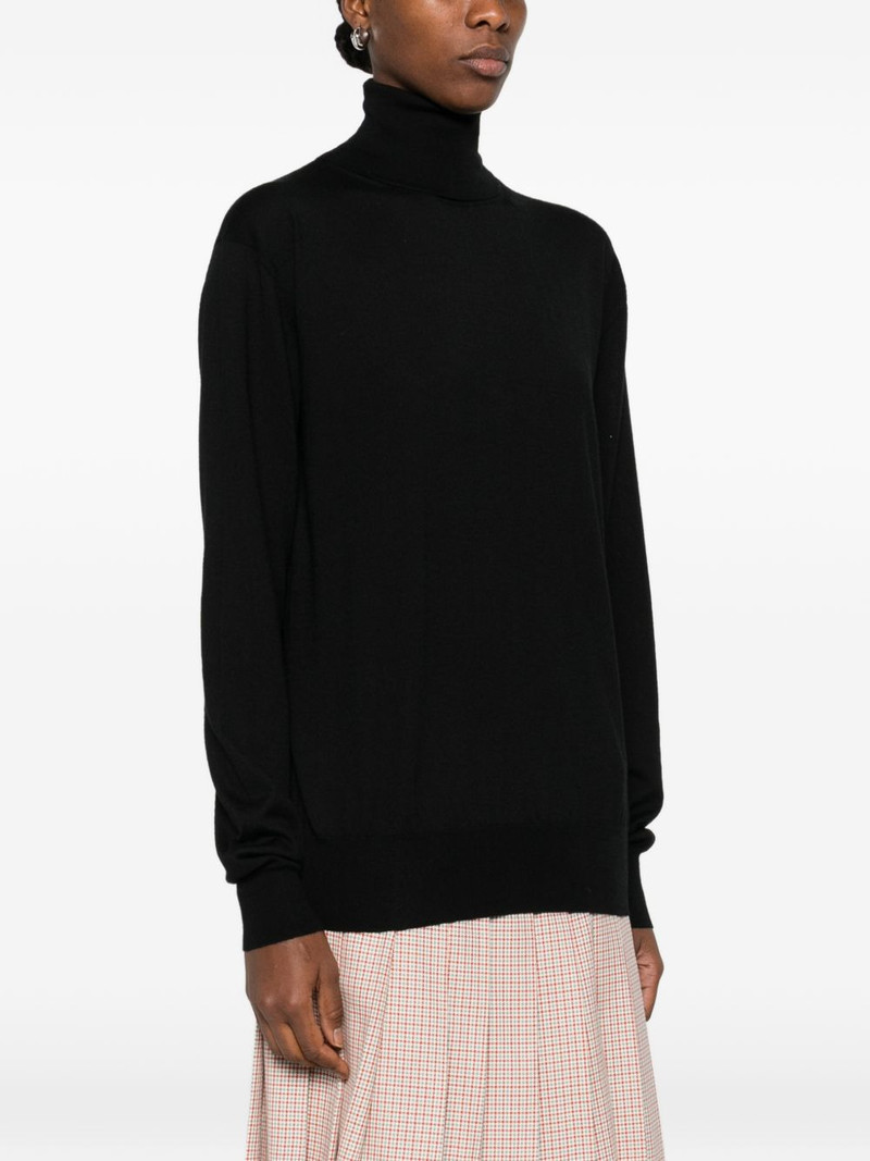 high-neck T-shirt 3