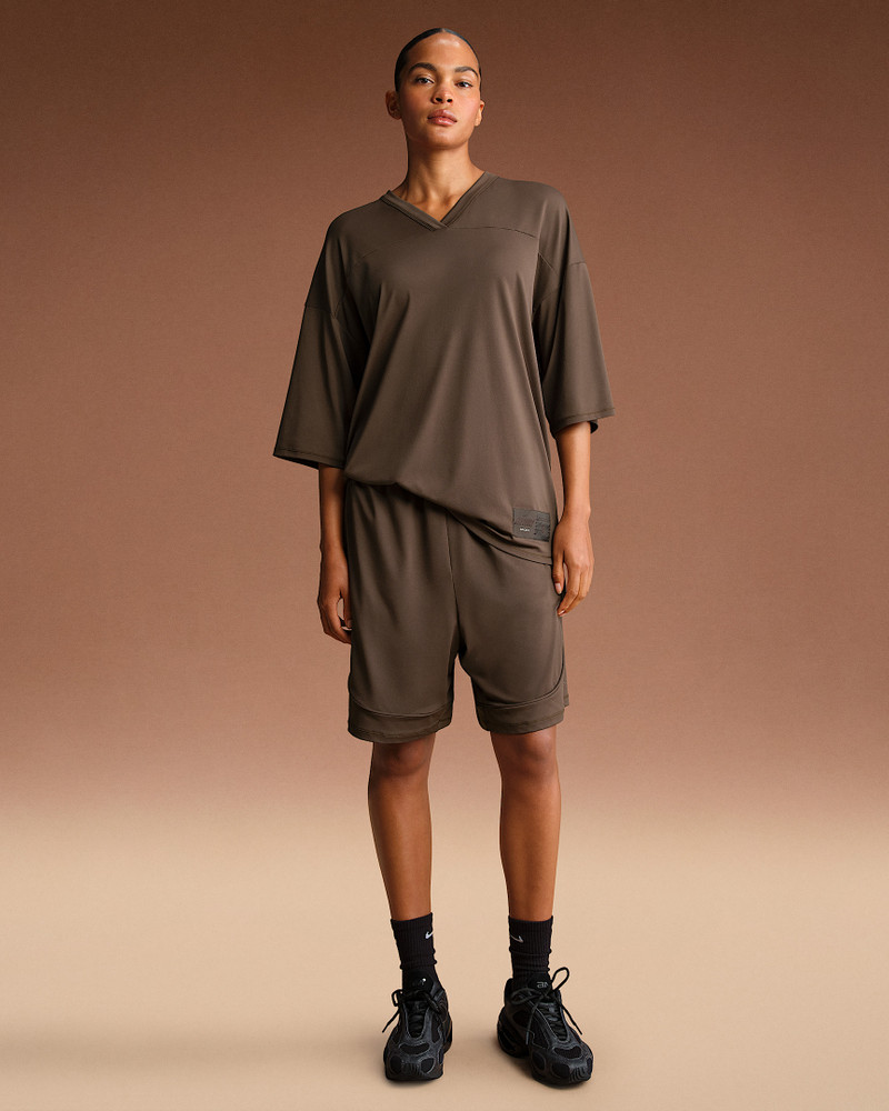 NikeSKIMS Airy Women's Oversized V-Neck T-Shirt 4