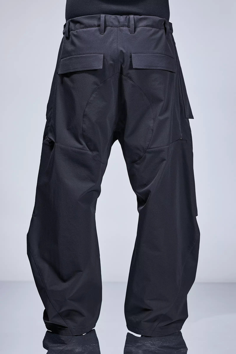 P46A-DS schoeller® Dryskin™ Cargo Vent Pant 11