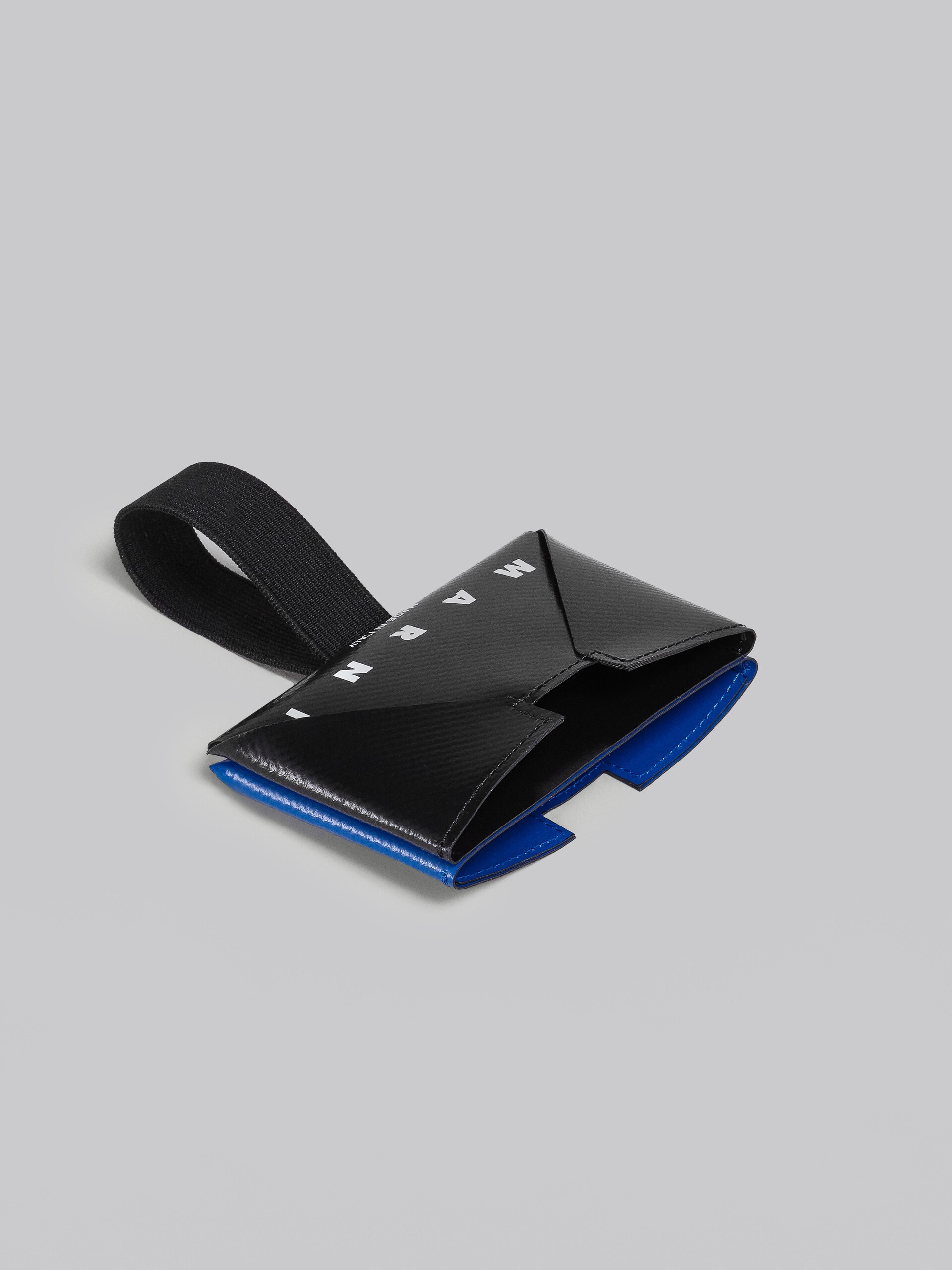 BLACK AND BLUE CREDIT CARD CASE - 2