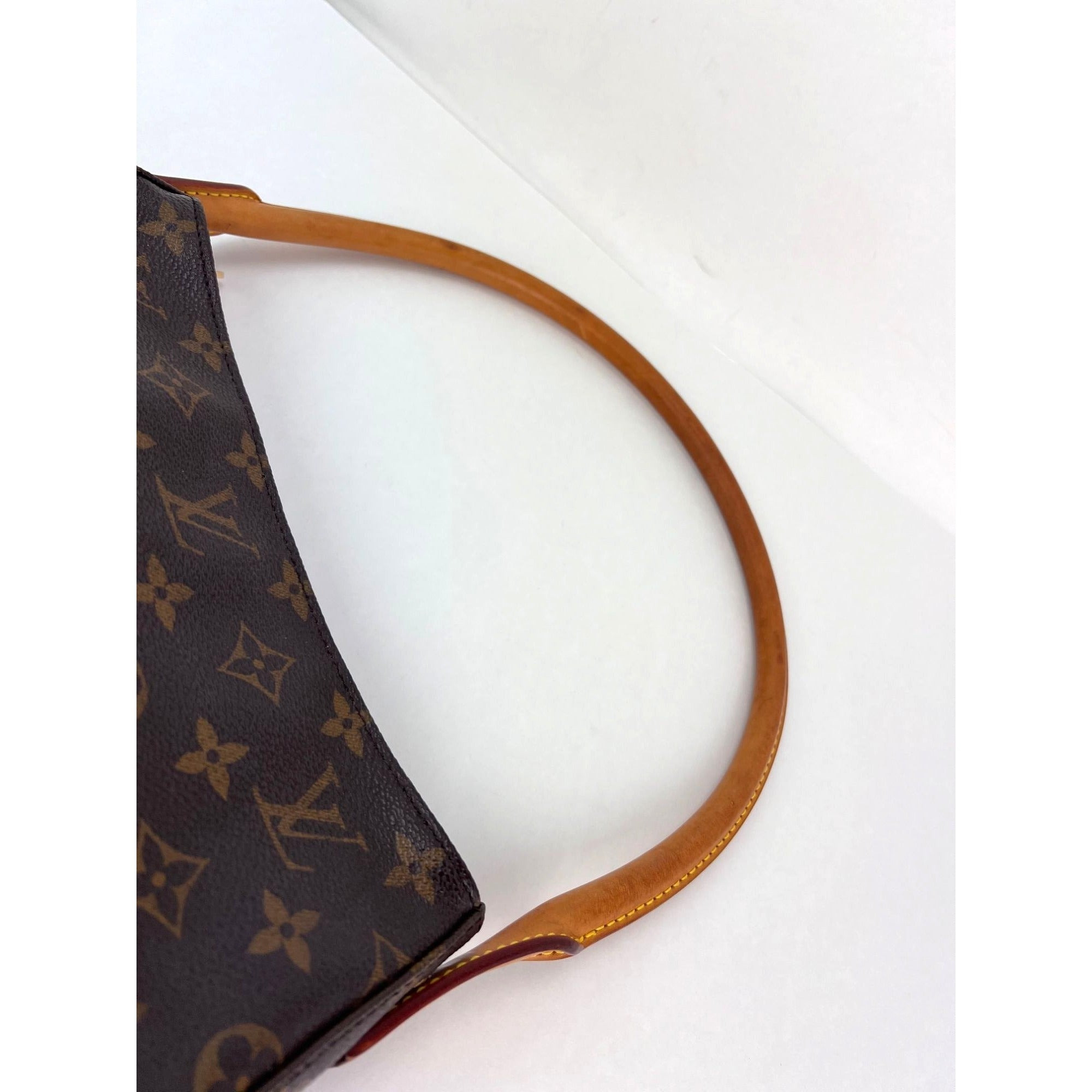 Louis Vuitton Vintage Looping MM Monogram Shoulder Bag - 12