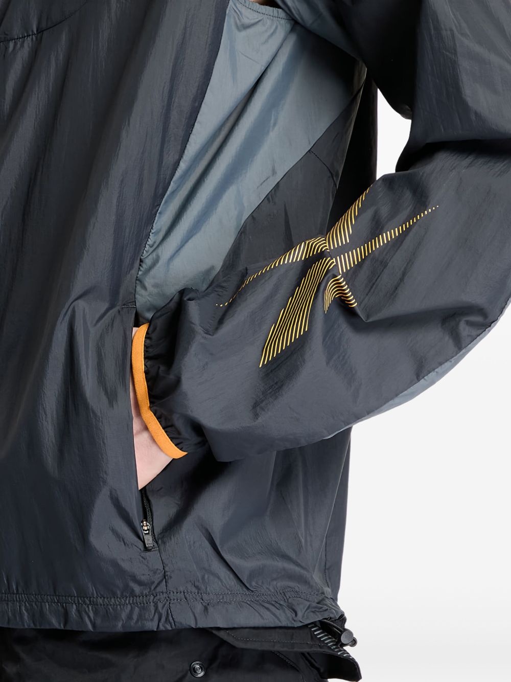 Wind Run jacket - 4