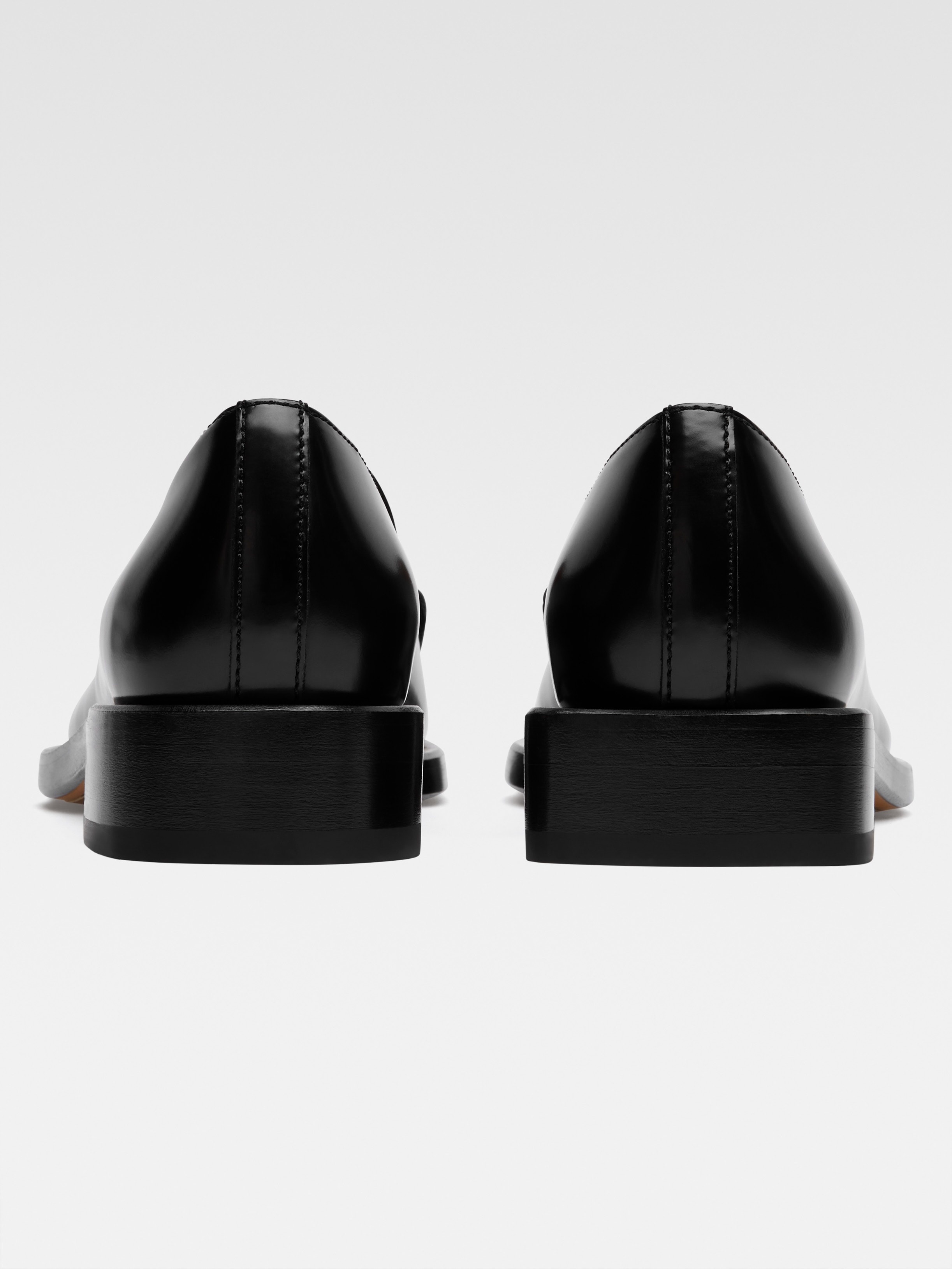 The loafers - 4