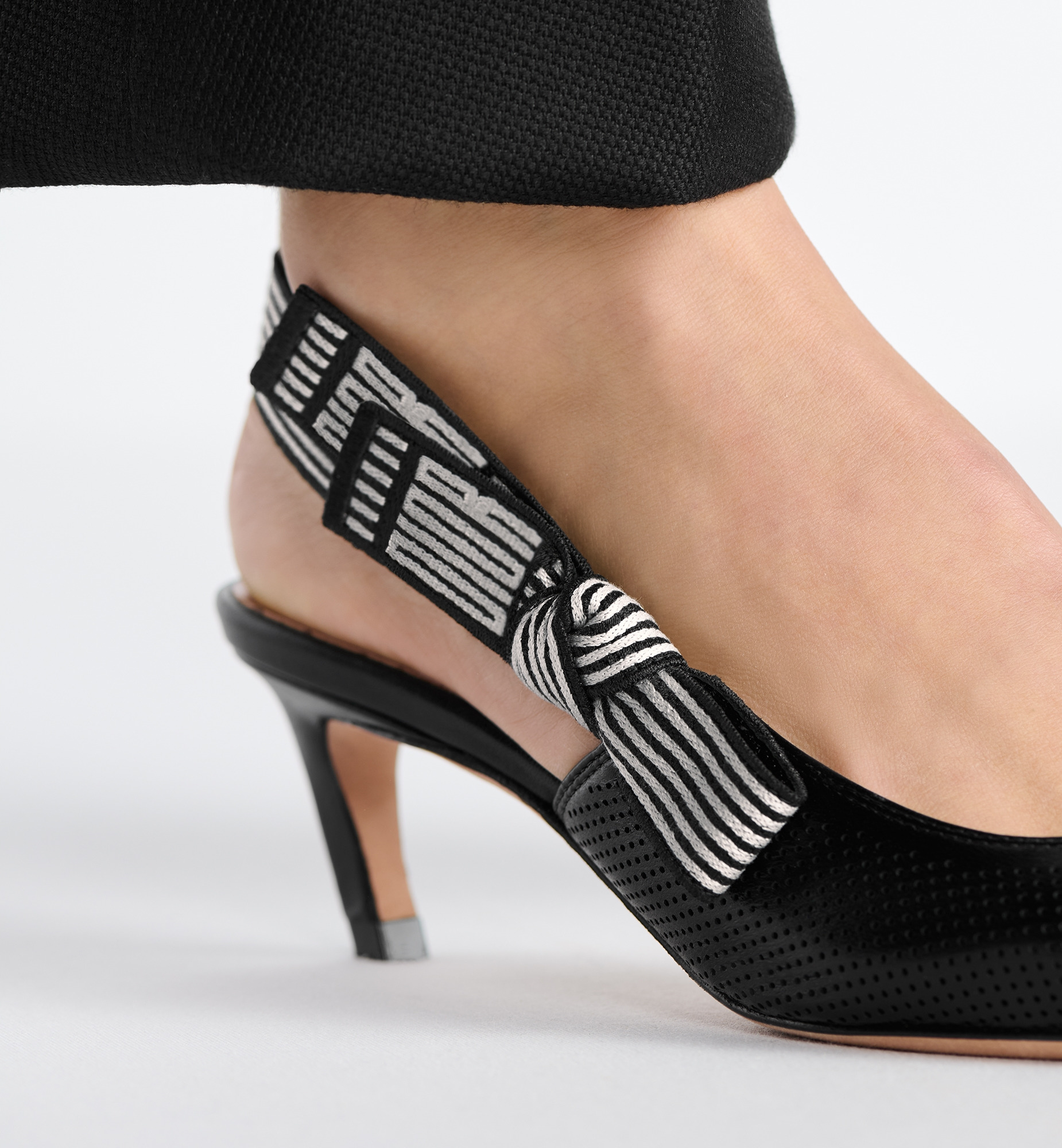 Dior Toujours Slingback Pump - 3