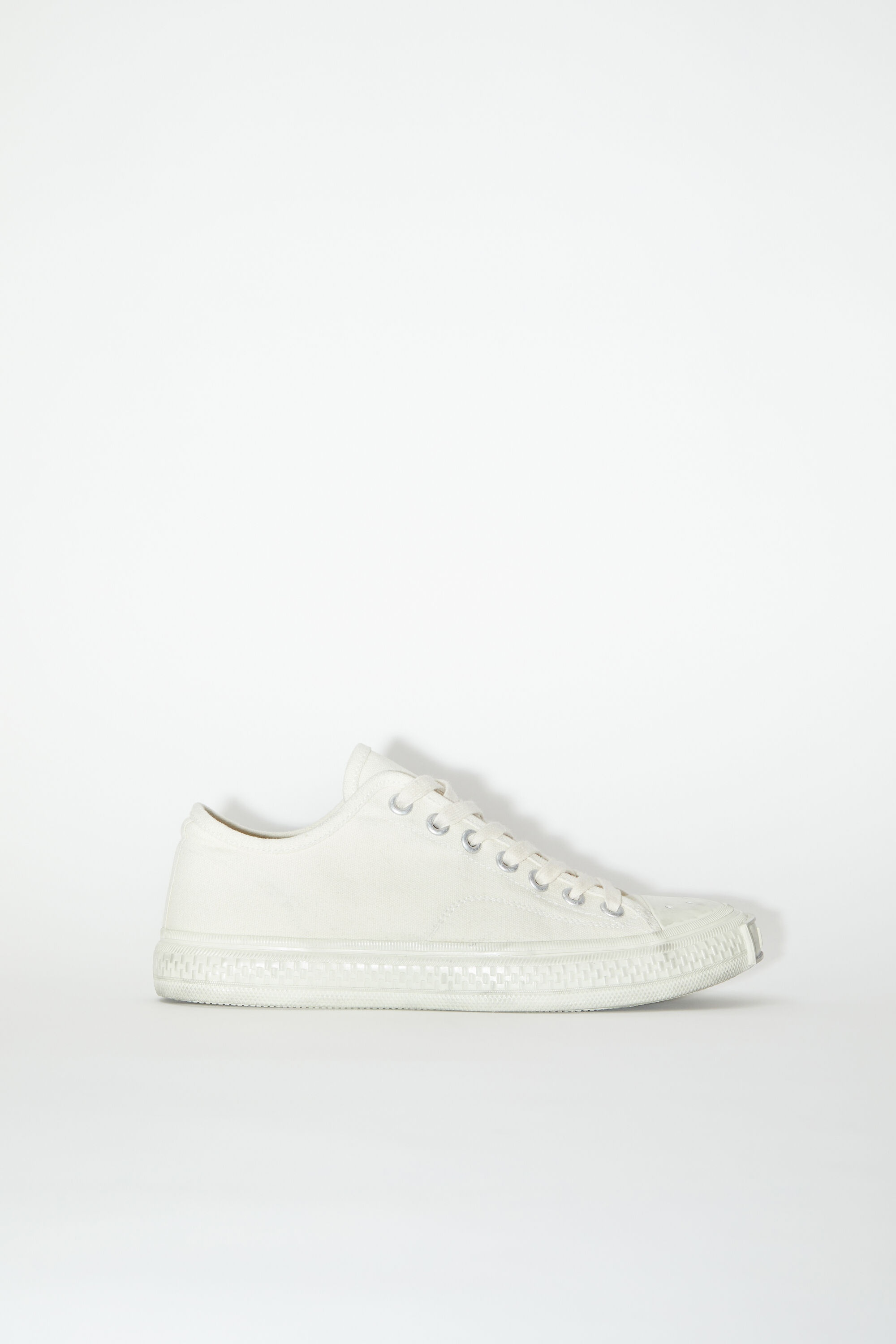 Low top sneakers - Off white/off white - 1