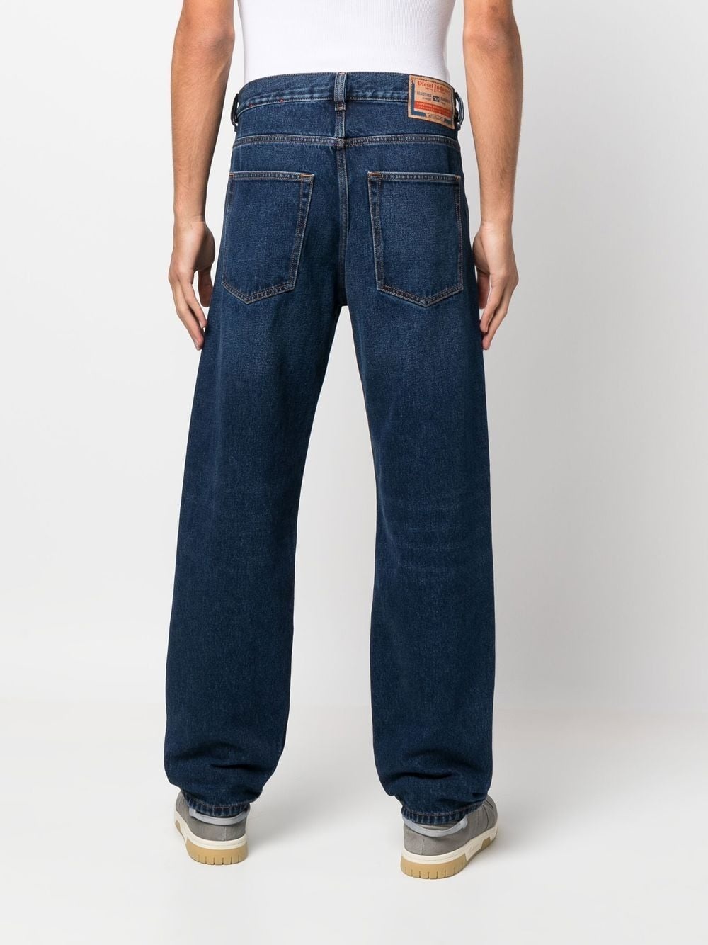 2010 straight leg jeans - 5
