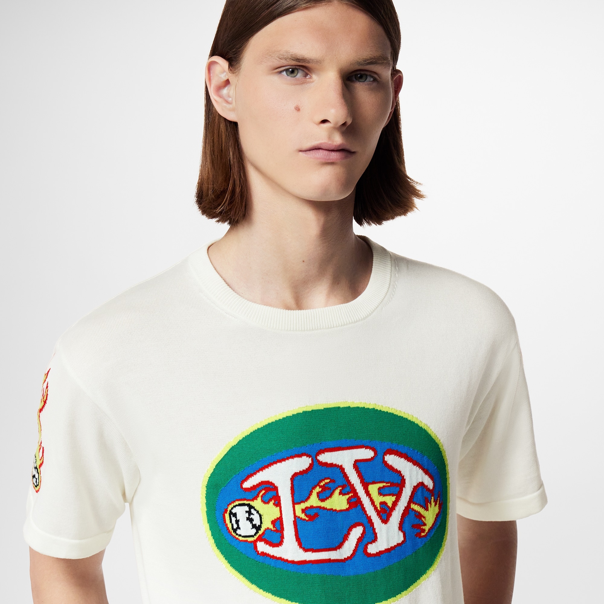 Graphic Short-Sleeved Crewneck - 4