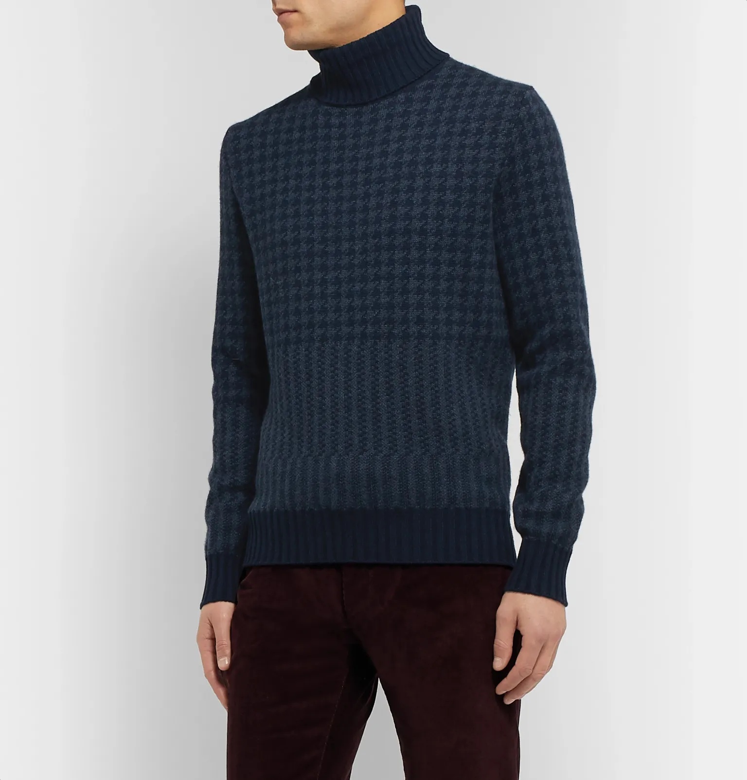 Houndstooth Cashmere Rollneck Sweater - 4