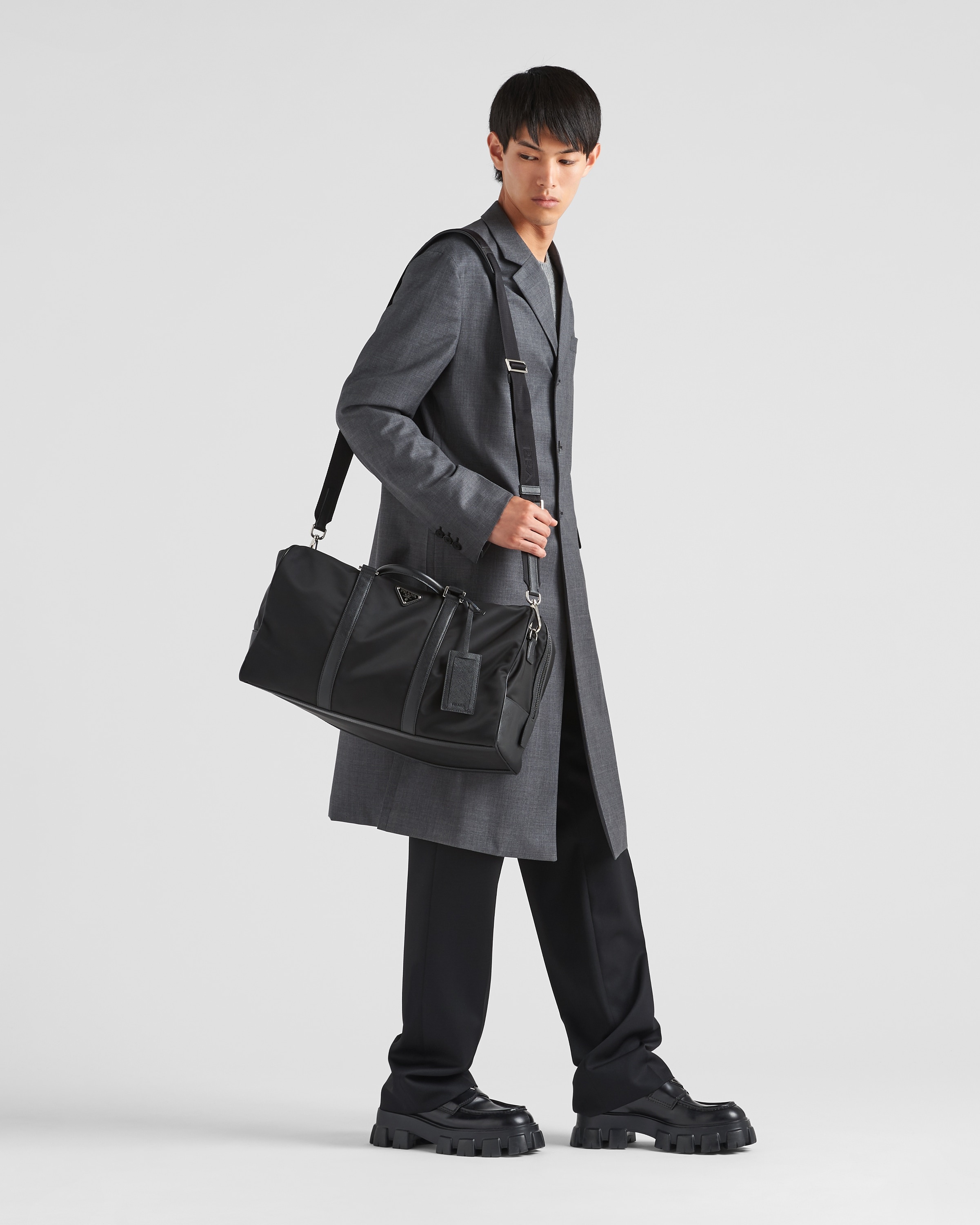 Re-Nylon and Saffiano leather duffel bag - 2