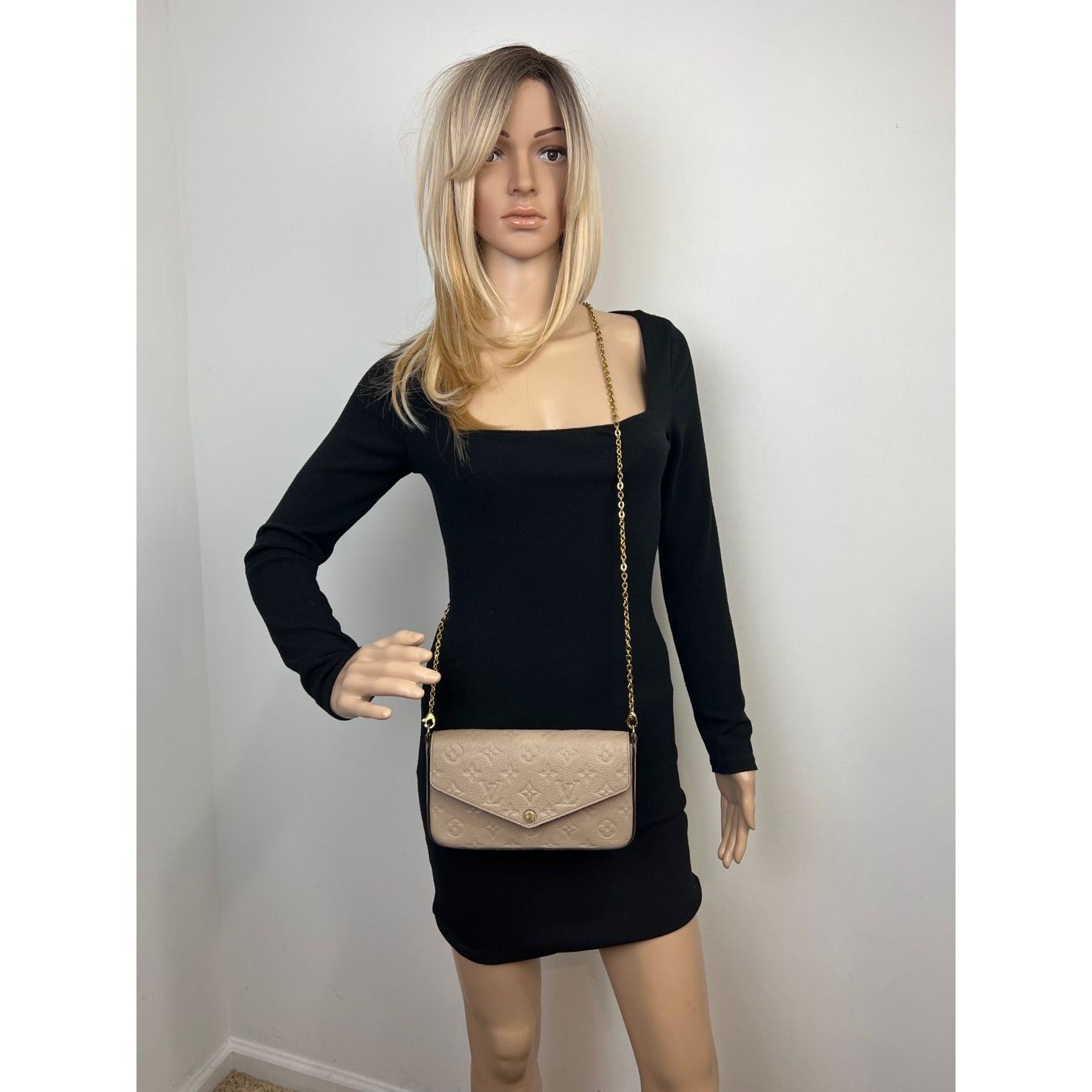 Outfit Vuitton Felicie Empreinte Louis Vuitton Pochette Felicie - Main Image