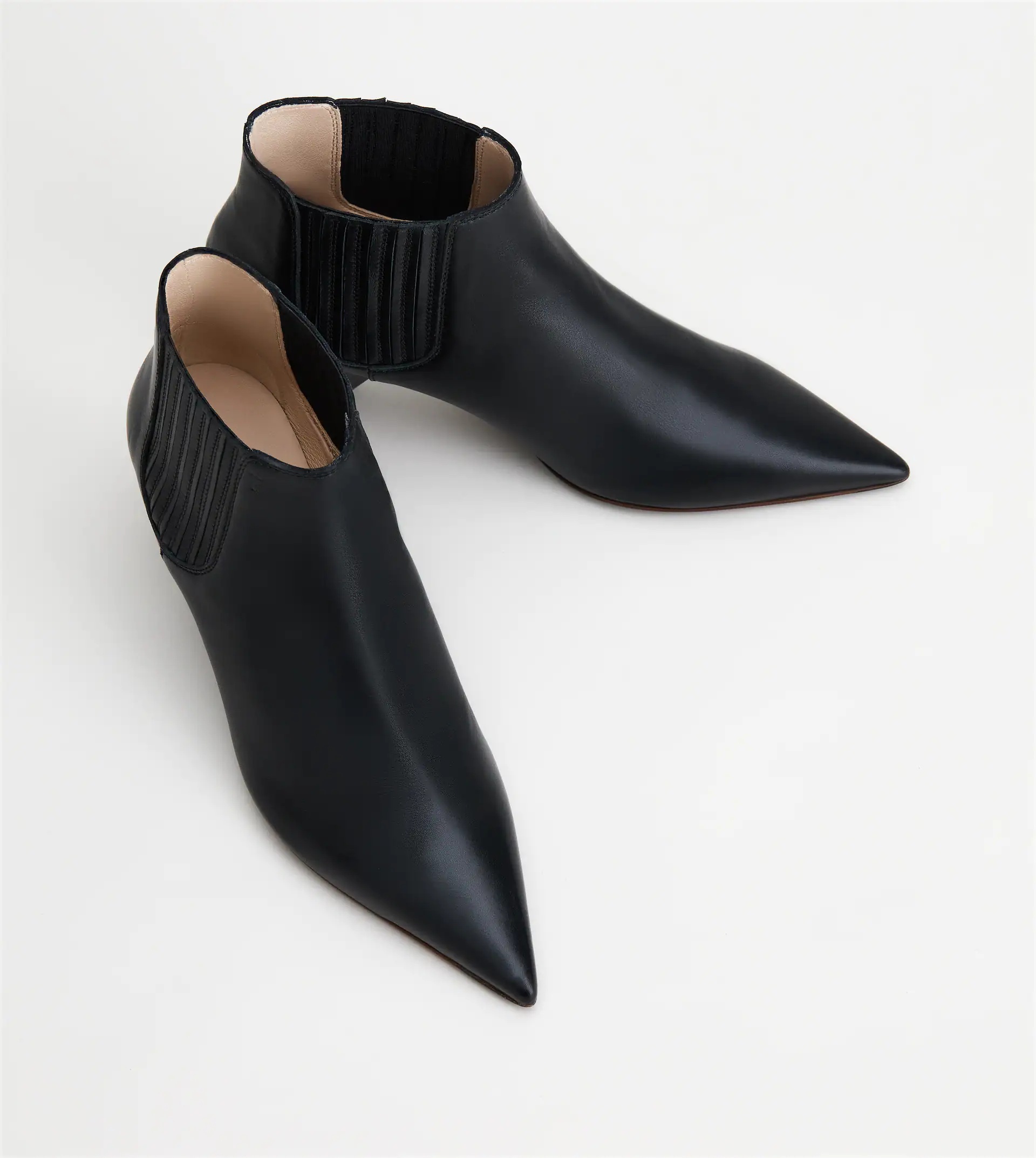 ANKLE BOOTS IN LEATHER - BLACK - 3