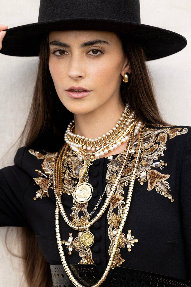 Oscar de la Renta Pearl Small Link Necklace outlook