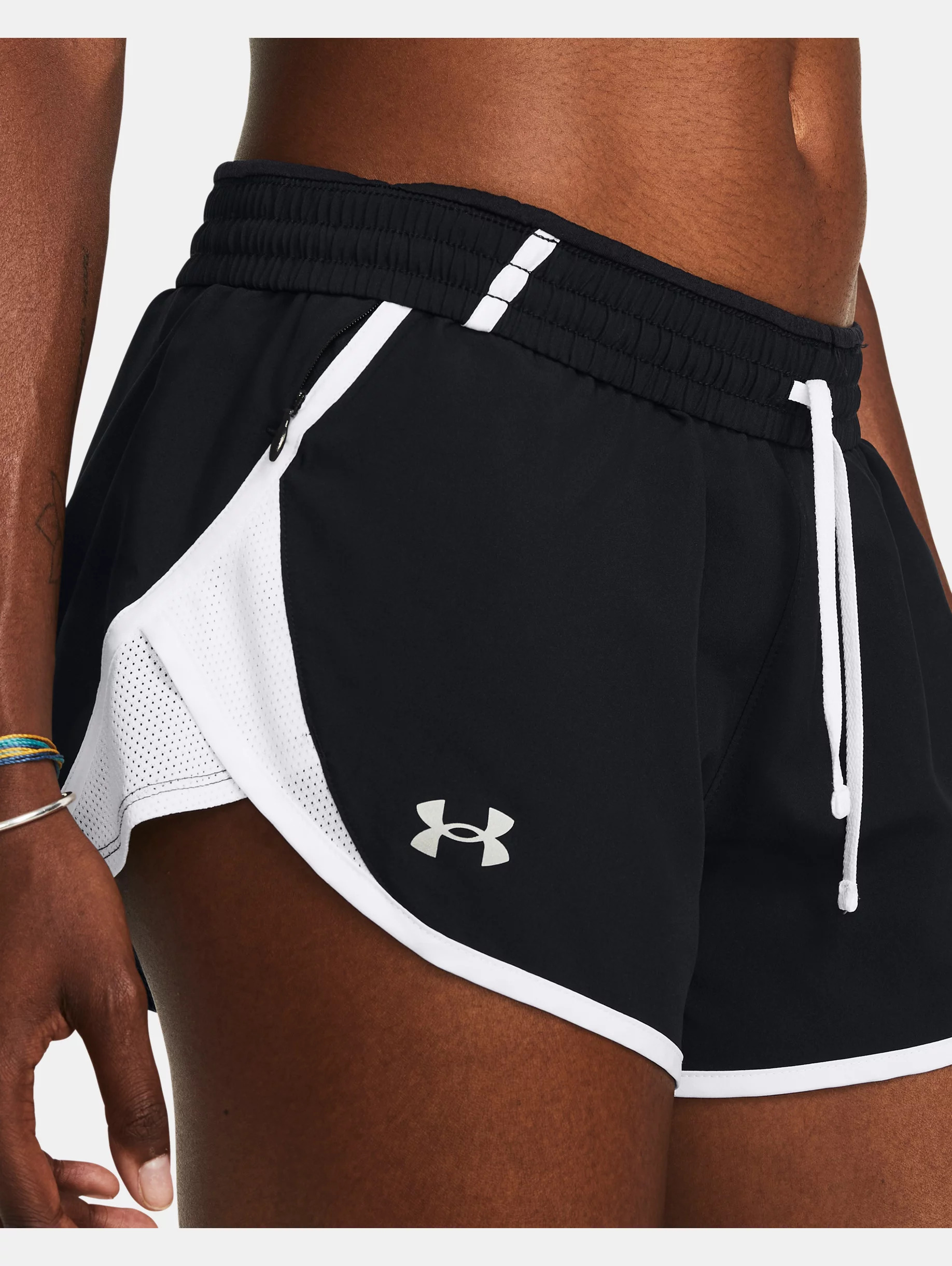 Women's UA Fly-By 3" Shorts - 6