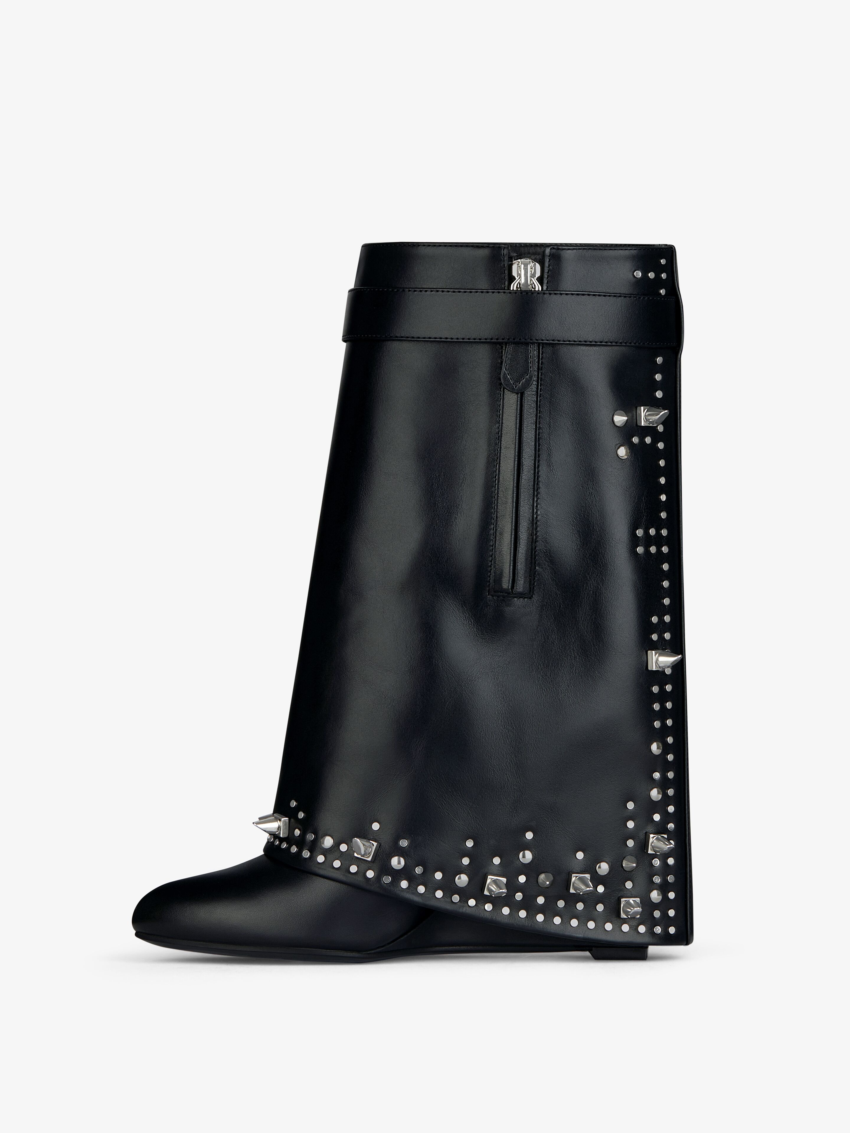 SHARK LOCK ANKLE BOOTS IN BOX LEATHER WITH STUDS - 5