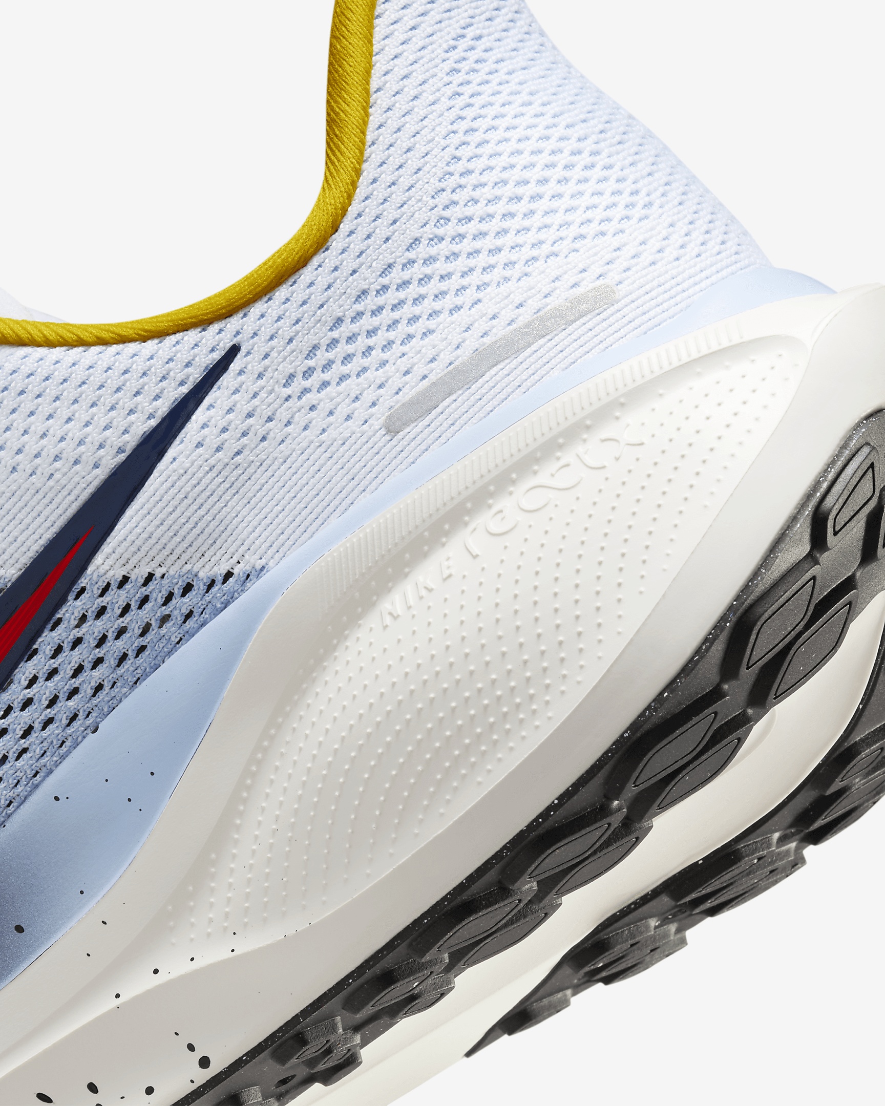 Nike Pegasus 41 Men's Road Running Shoes - 8