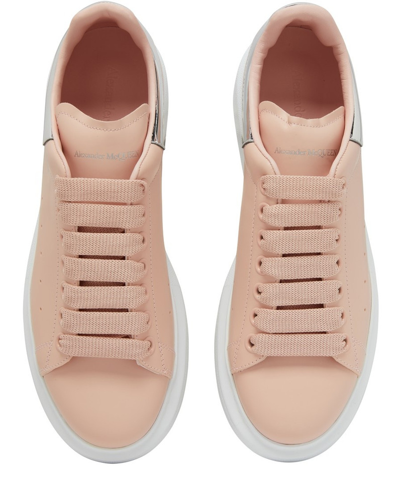 Oversized Sneakers 4