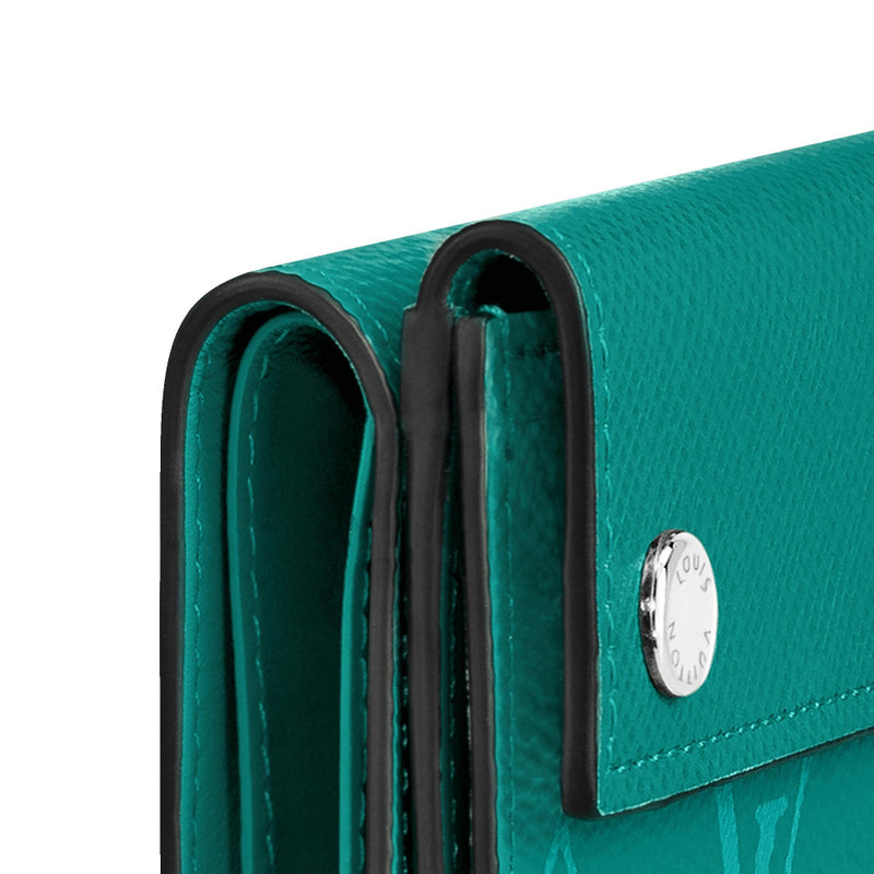 Louis Vuitton Discovery Compact Wallet outlook
