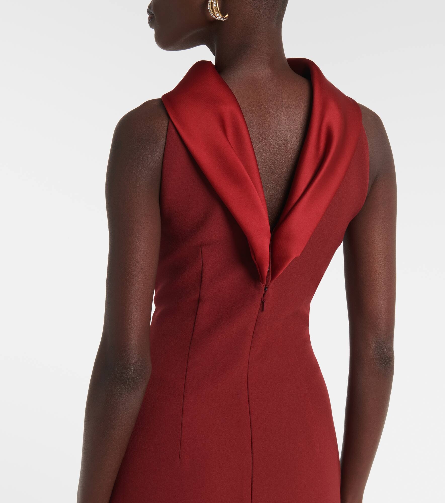 Holliana satin-trimmed crêpe gown - 5