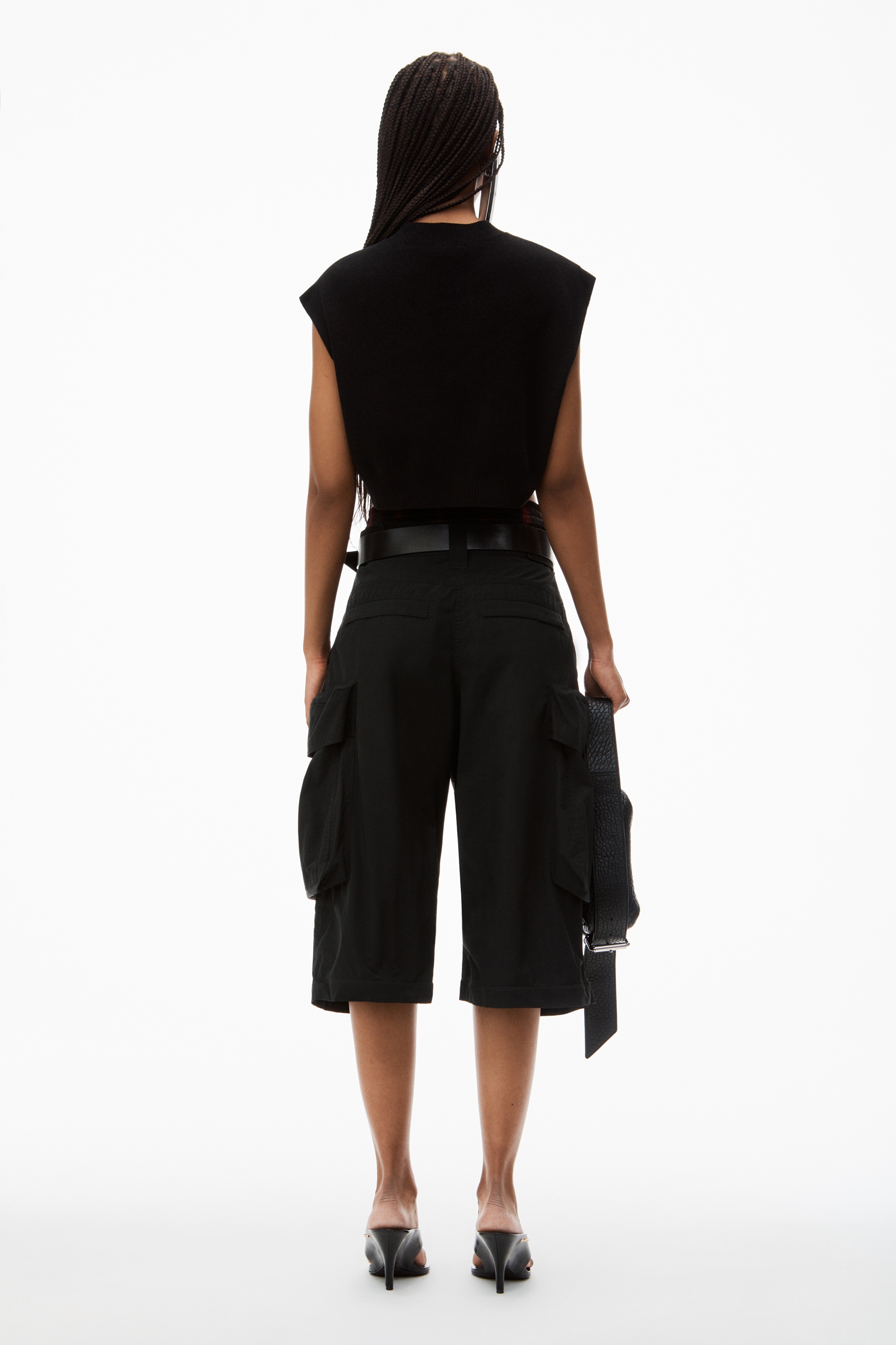 Logo Embossed Cropped Vest in Soft Chenille - 4