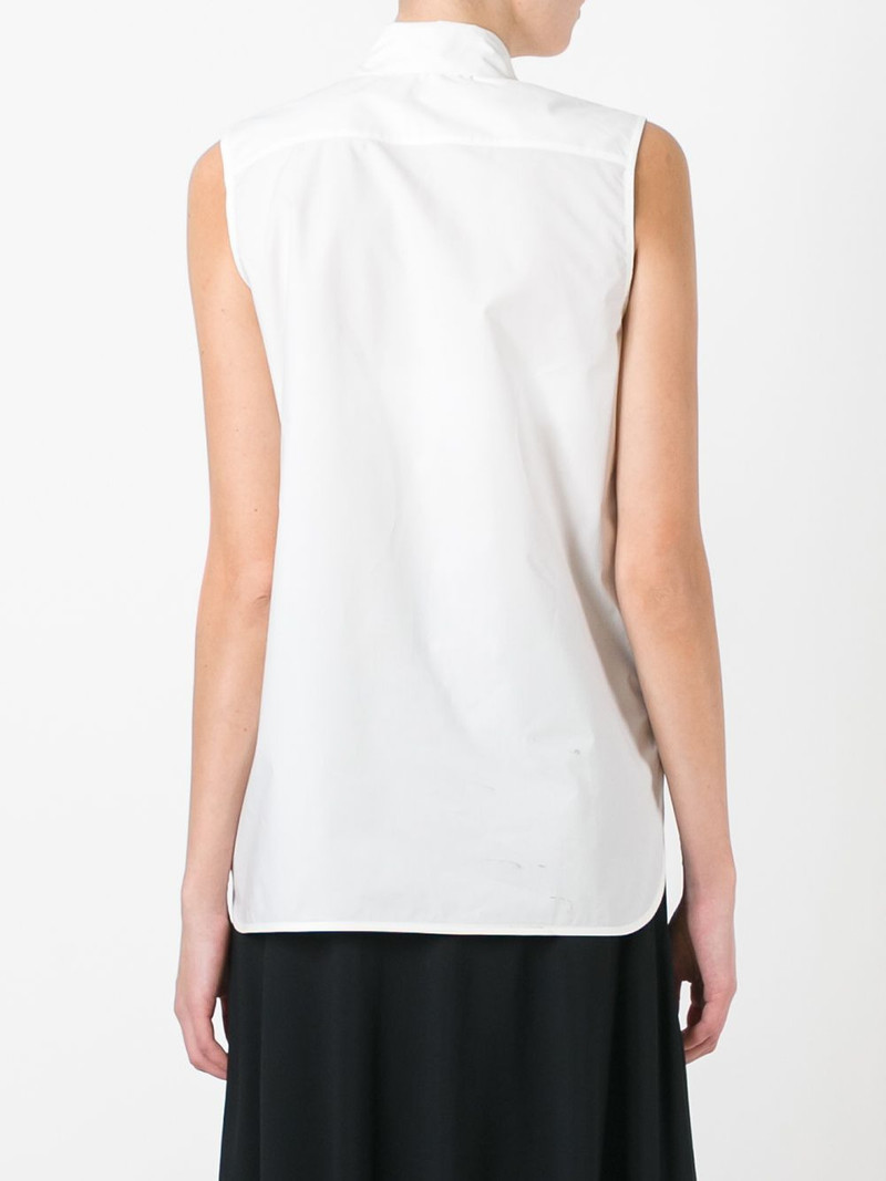 sleeveless appliqué shirt 4