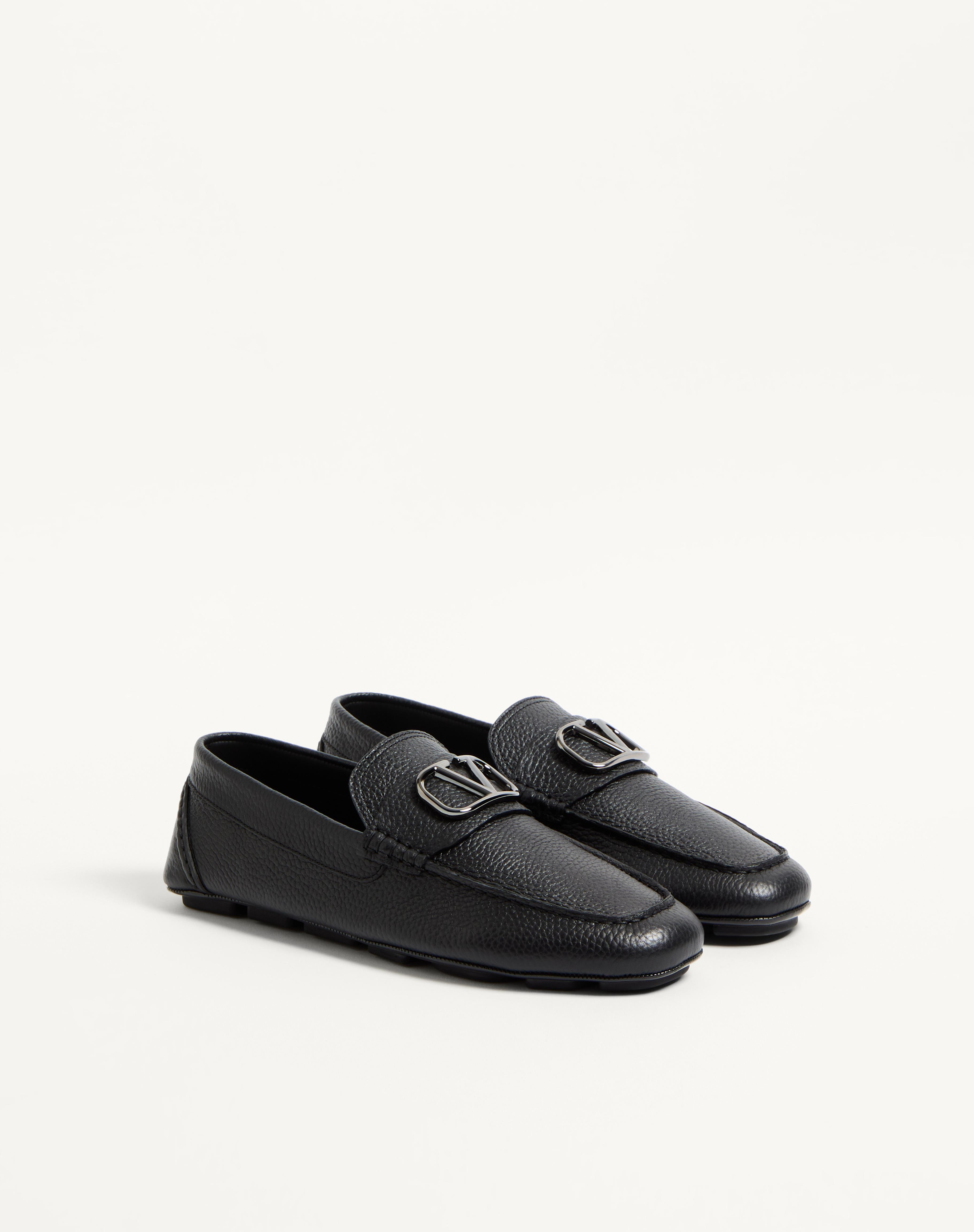 VLOGO SIGNATURE GRAINY CALFSKIN DRIVING SHOE - 3