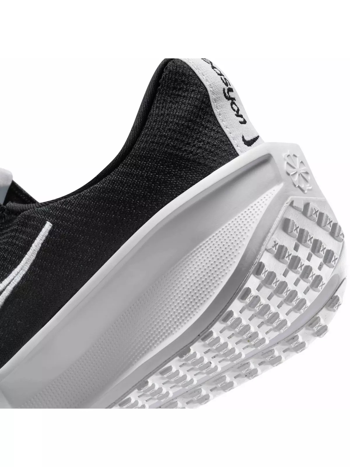 Interact Run EasyOn "Black/Black/White" Men's Running Shoe - 8