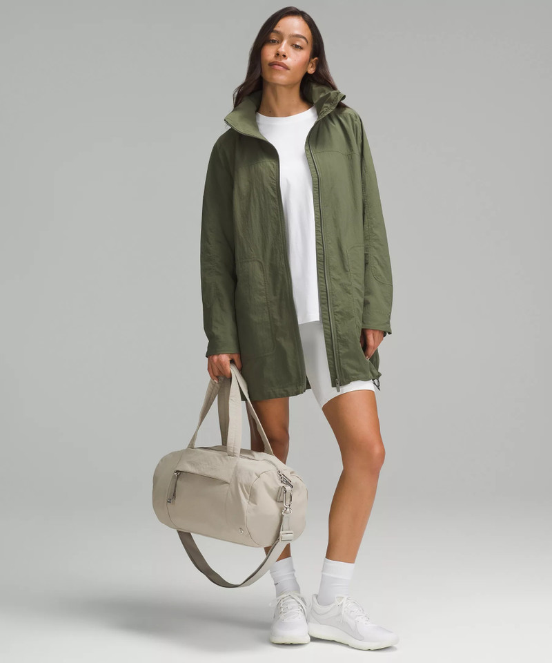 lululemon On My Level Barrel Duffle Bag 16L outlook