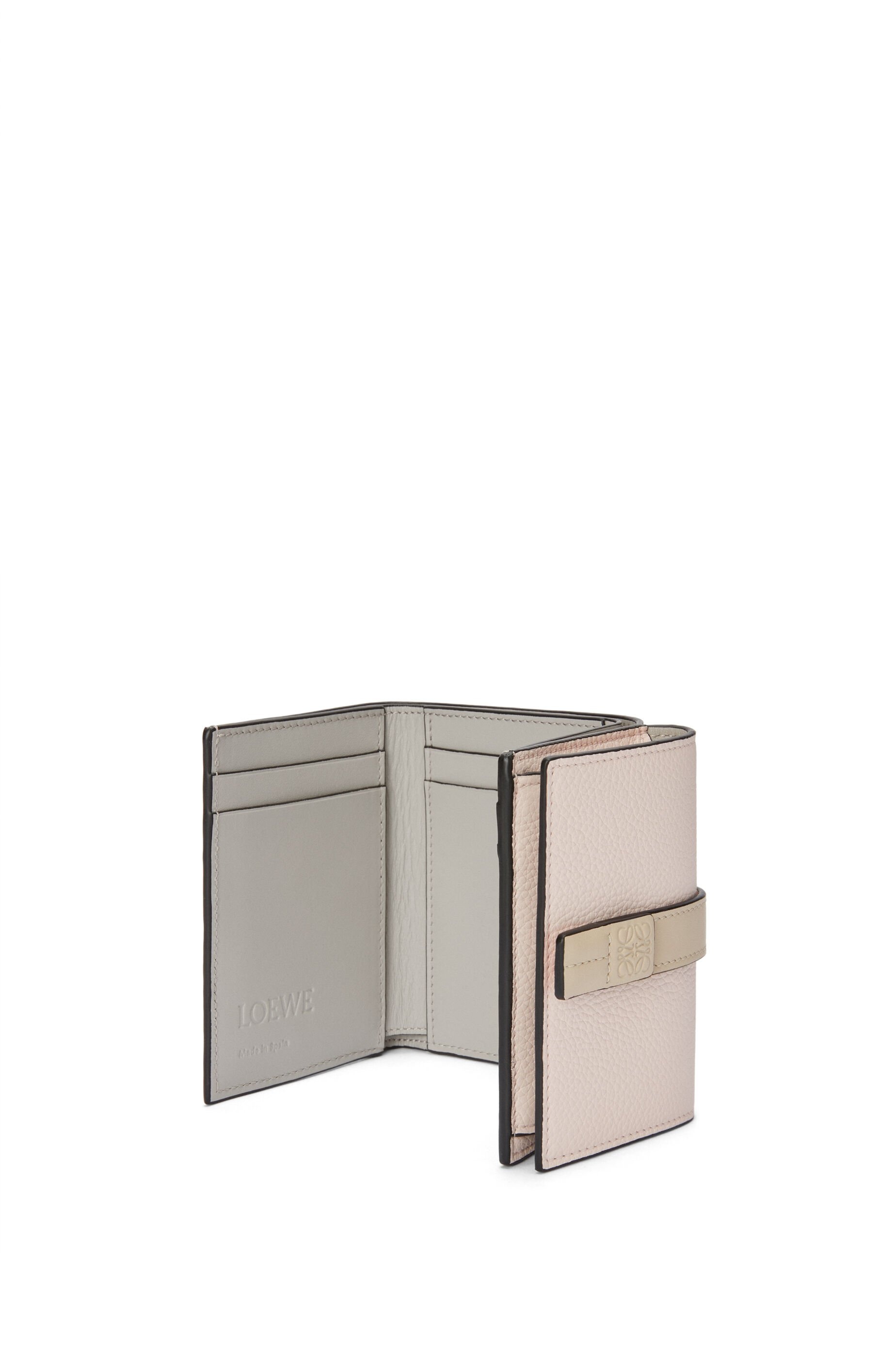 Trifold wallet in soft grained calfskin - 4
