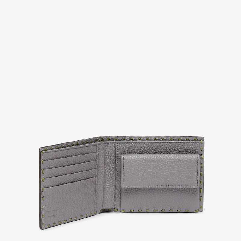 FENDI Selleria Wallet outlook