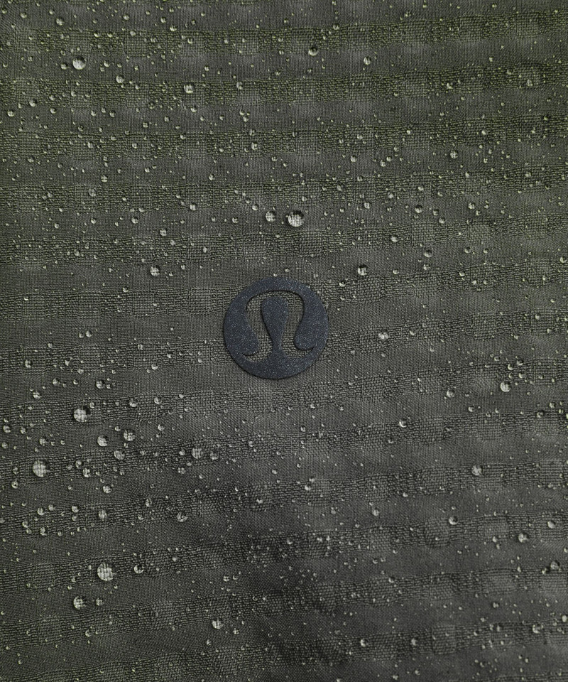 Grid Fleece Full-Zip Vest 10