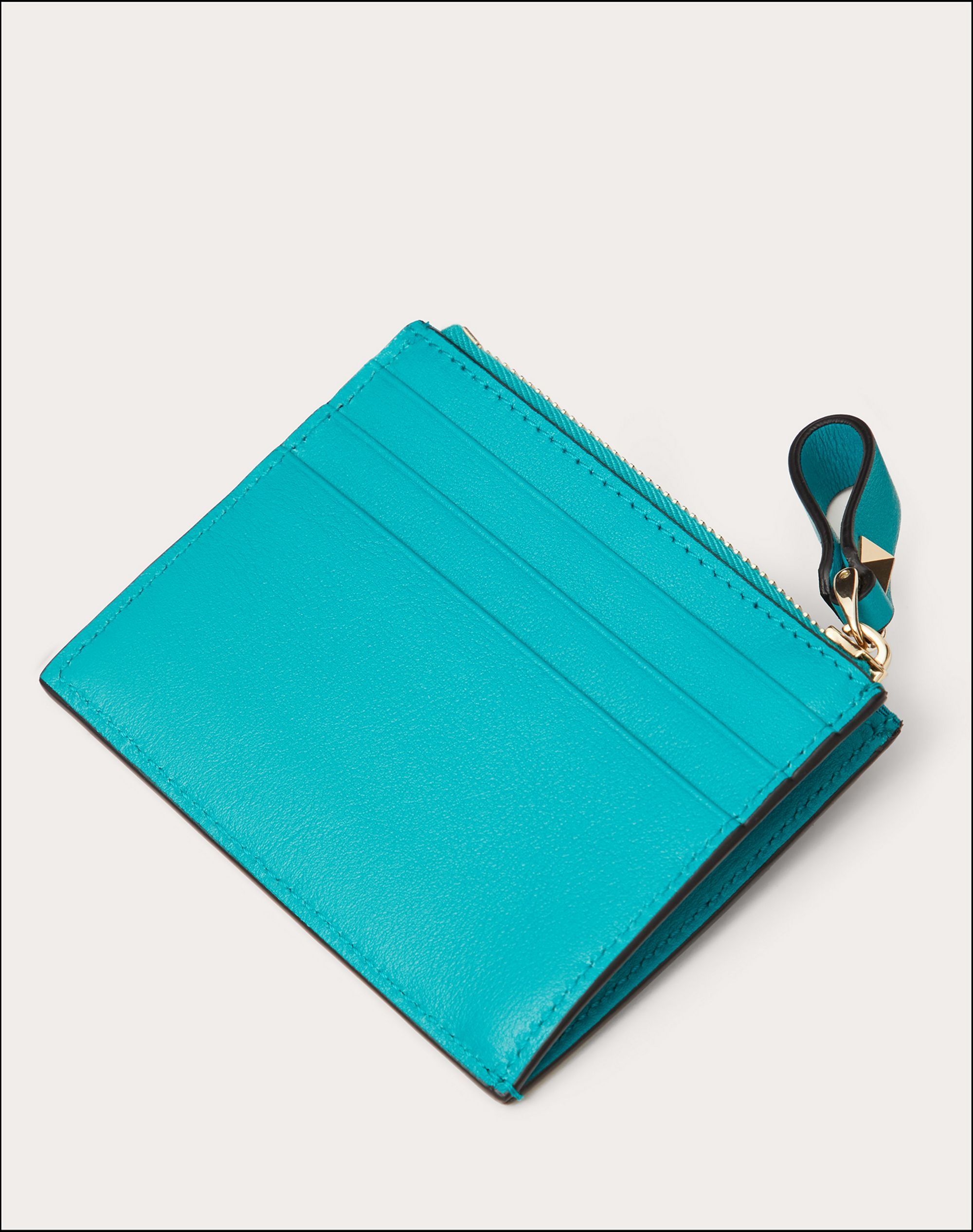 ROCKSTUD CALFSKIN CARDHOLDER WITH ZIPPER - 3